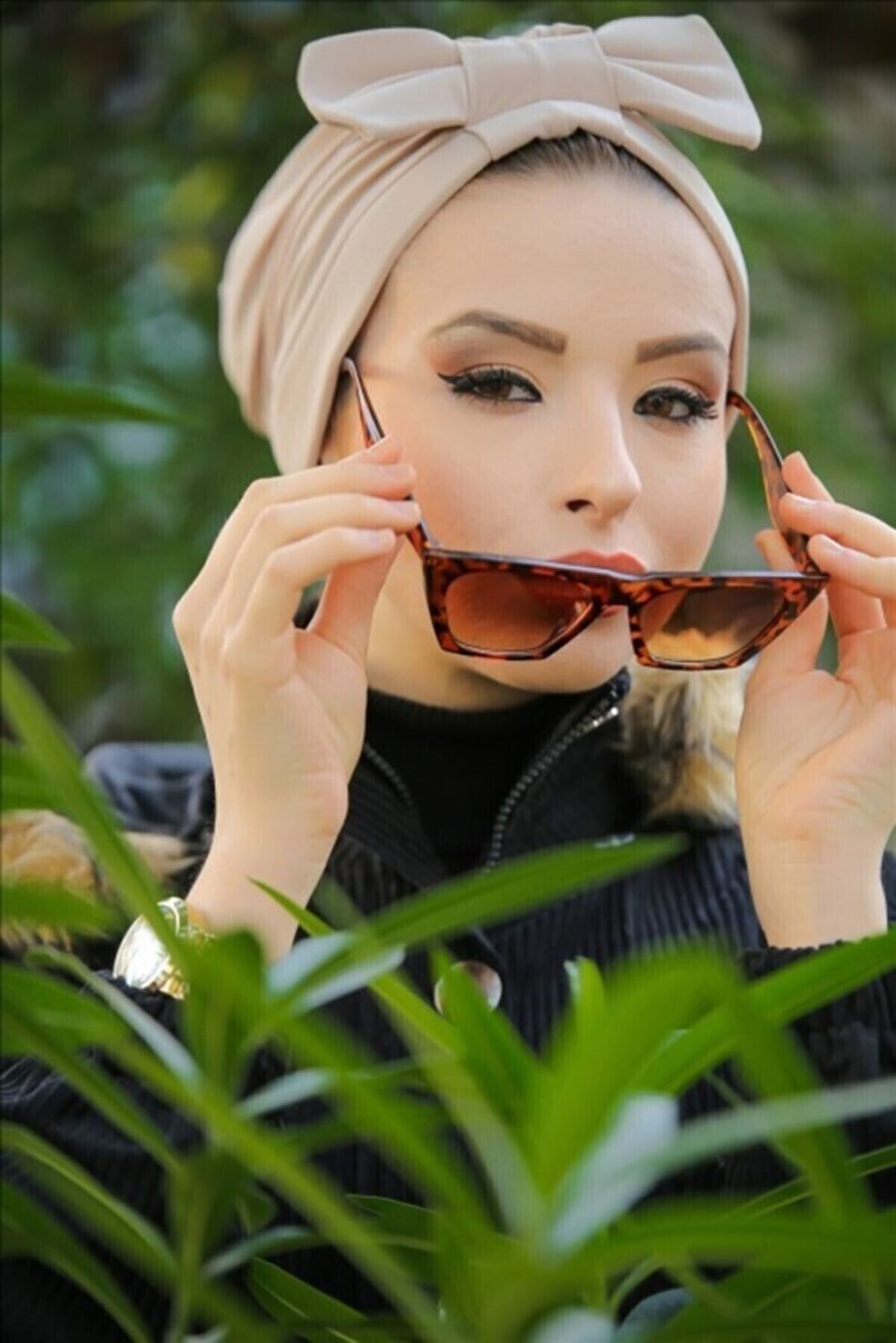 Fiyonklu Dış Tesettür Bone