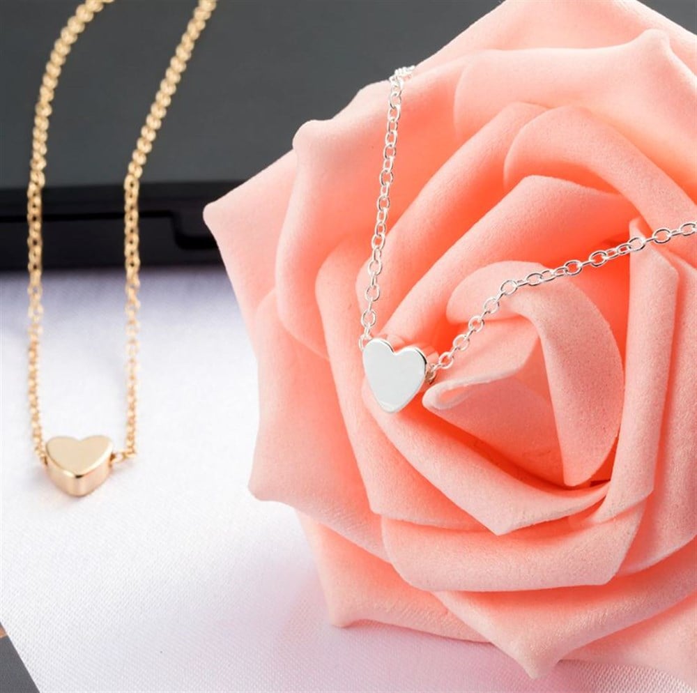 Kalp Model Kadın Kolye