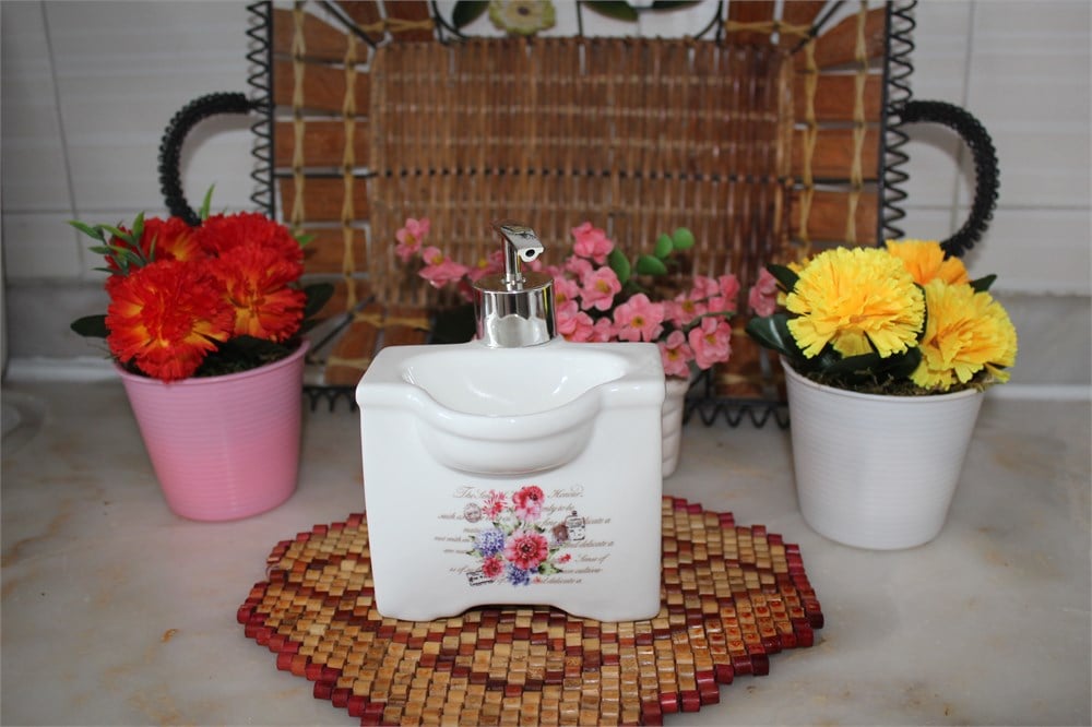 Lavabo Tasarımlı Porselen Sıvı Sabunluk