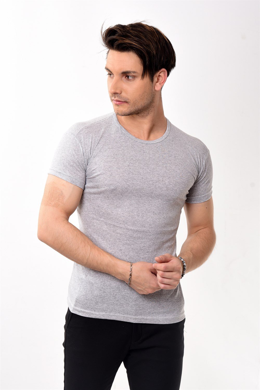 Toptan Min 4 Adet Erkek Slim Fit Basic Bisiklet Yaka Kısa Kollu T-shirt Tişört