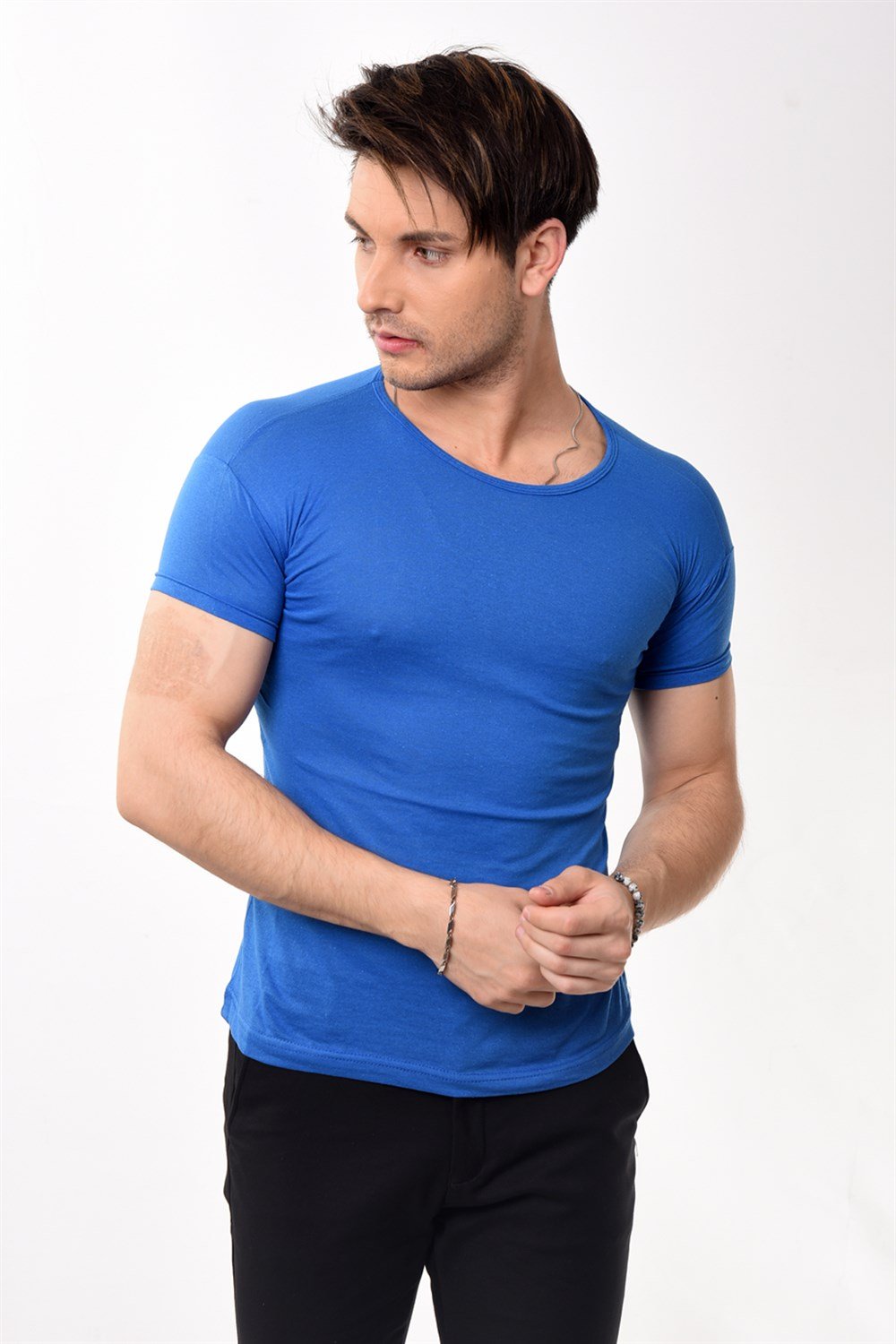 Toptan Min 4 Adet Erkek Slim Fit Basic Bisiklet Yaka Kısa Kollu T-shirt Tişört