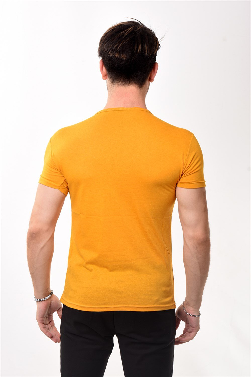 Toptan Min 4 Adet Erkek Slim Fit Basic Bisiklet Yaka Kısa Kollu T-shirt Tişört