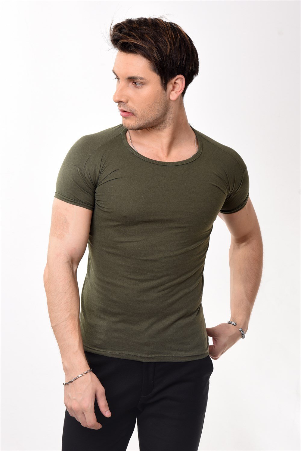 Toptan Min 4 Adet Erkek Slim Fit Basic Bisiklet Yaka Kısa Kollu T-shirt Tişört