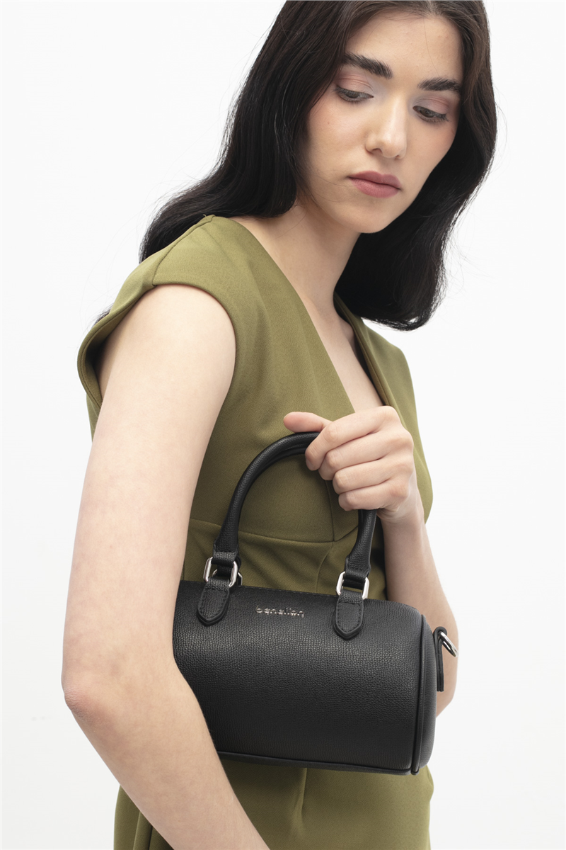 Benetton Siyah Porto Kadın Kol Çantası BNT 1804