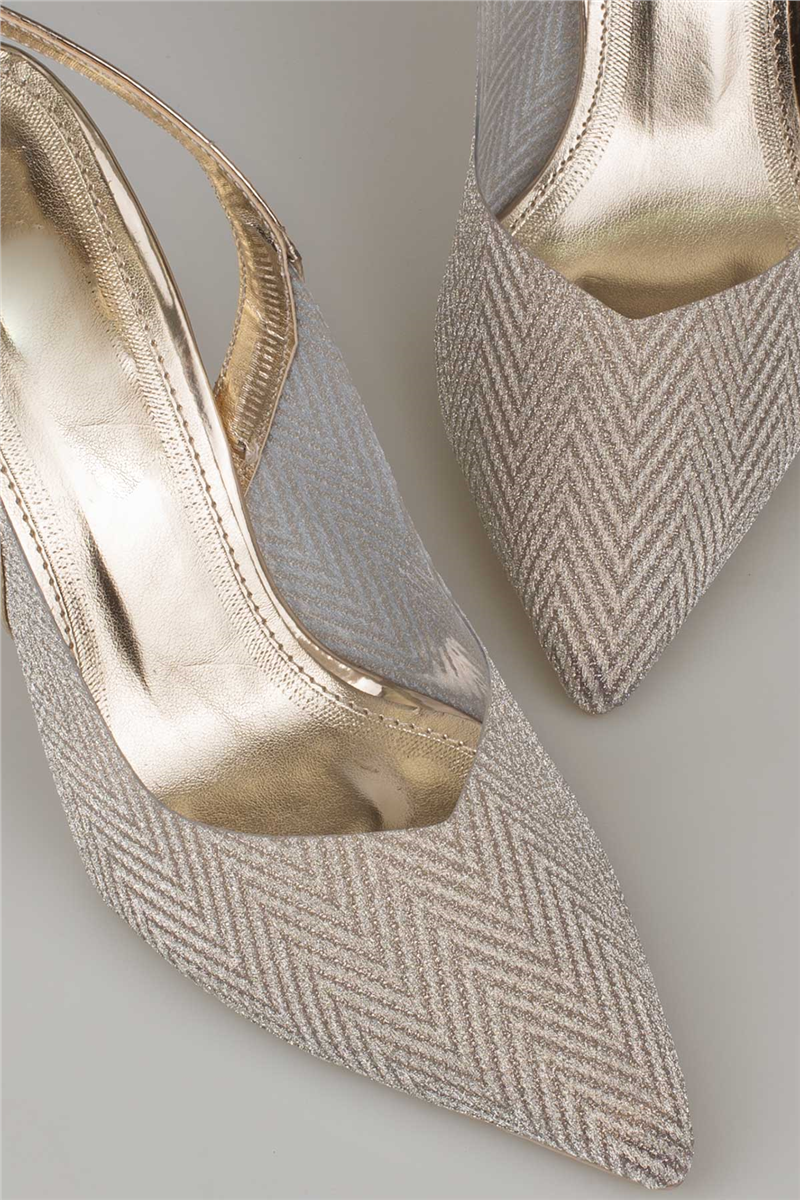 Trend Adımlar Gold Kadın Şeffaf Parlak Klasik Slingback Ayakkabı