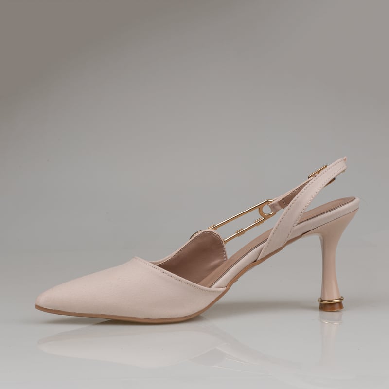 Trend Adımlar Krem Kadın Aksesuar Detaylı Slingback Klasik Ayakkabı