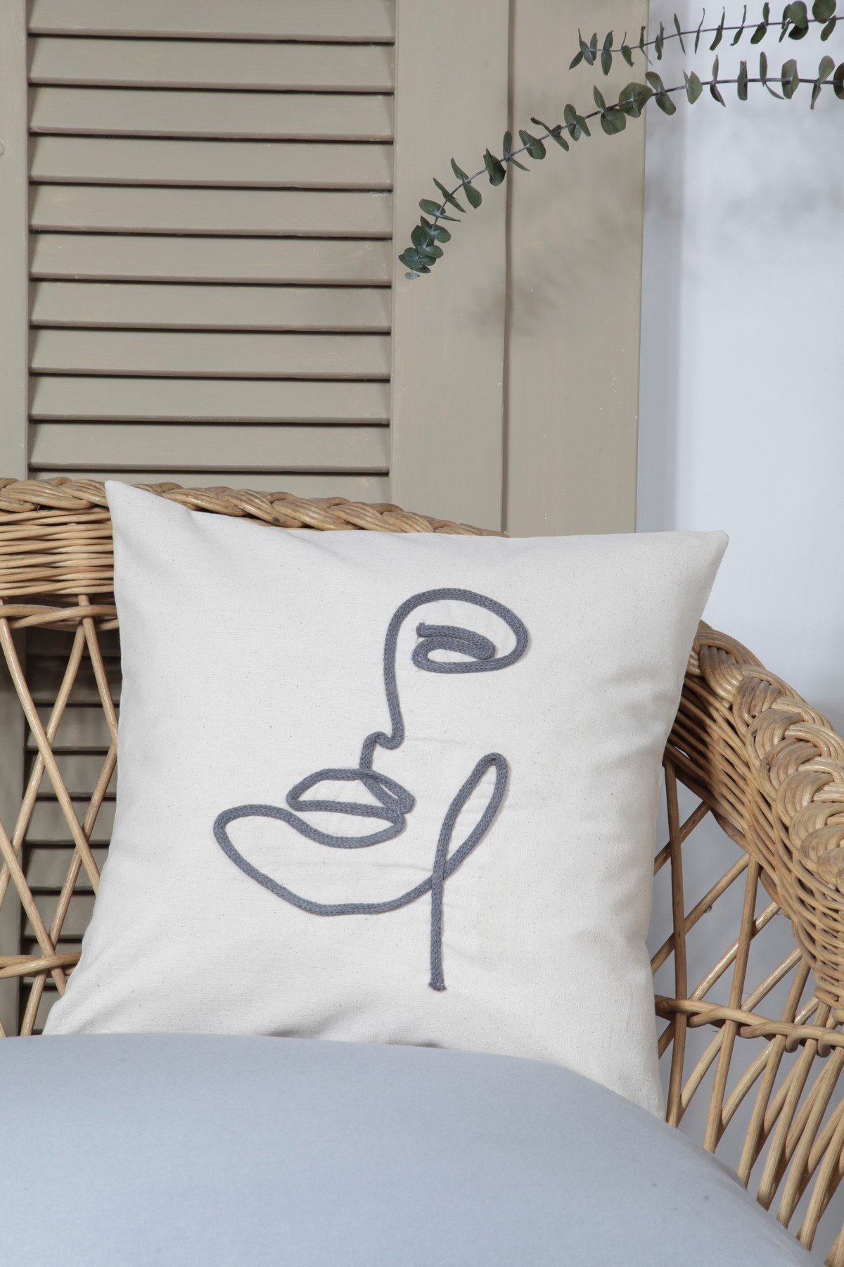 Boho Kırlent Kılıfı Kadın Çizgi Sanatı Krem, Tek Çizgi Sanatı, Minimalist Çizim 42x42 Cm