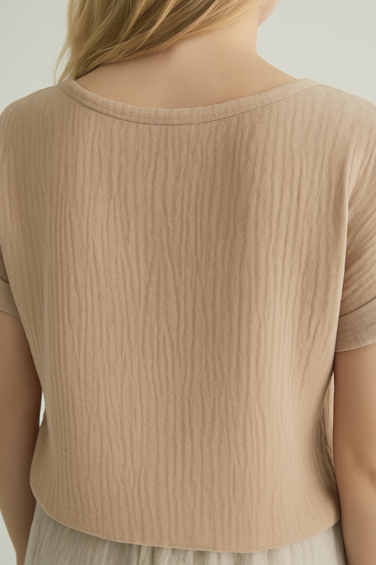 Basic Muslin Blouse - Natural Summer Comfort