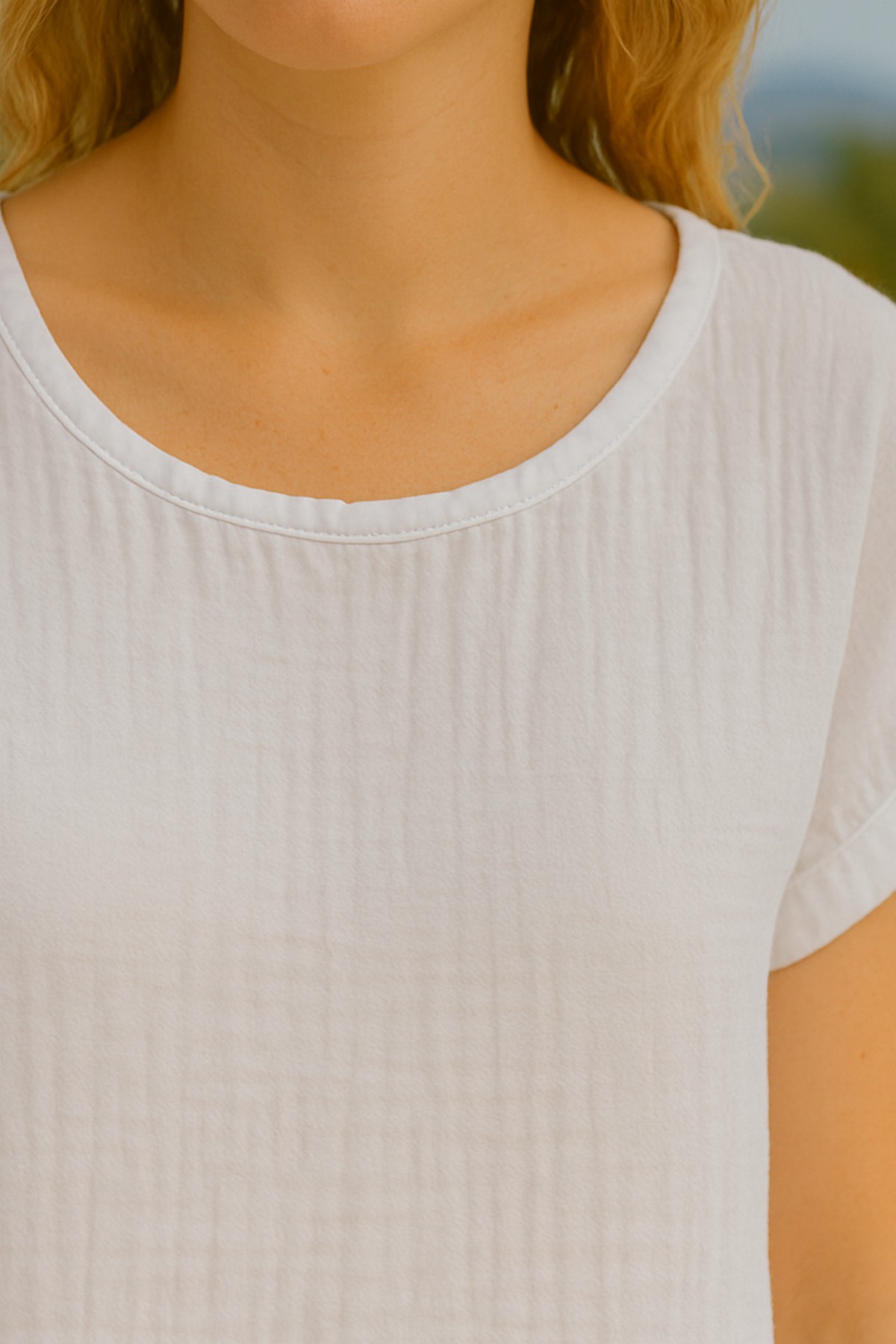 Basic Muslin Blouse - Natural Summer Comfort