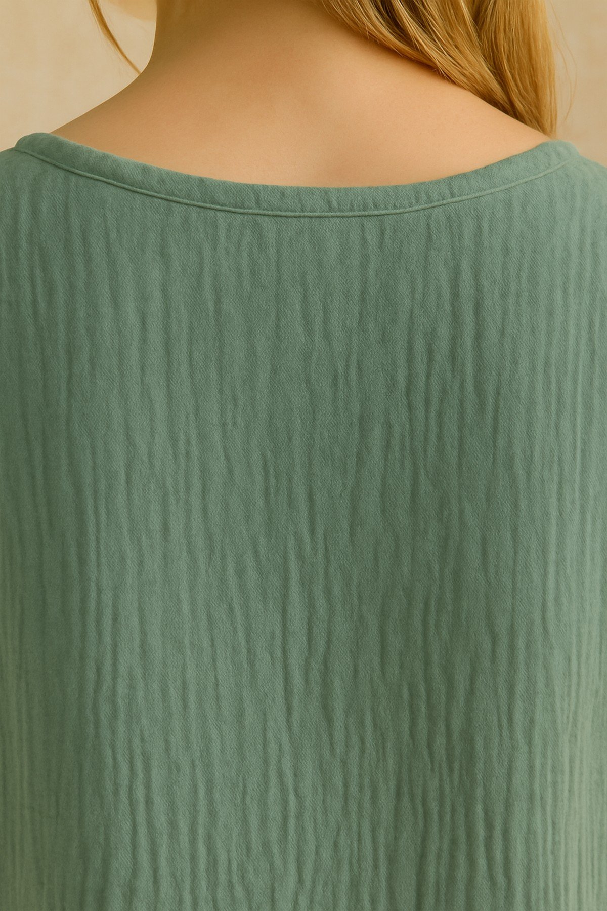 Basic Muslin Blouse - Natural Summer Comfort