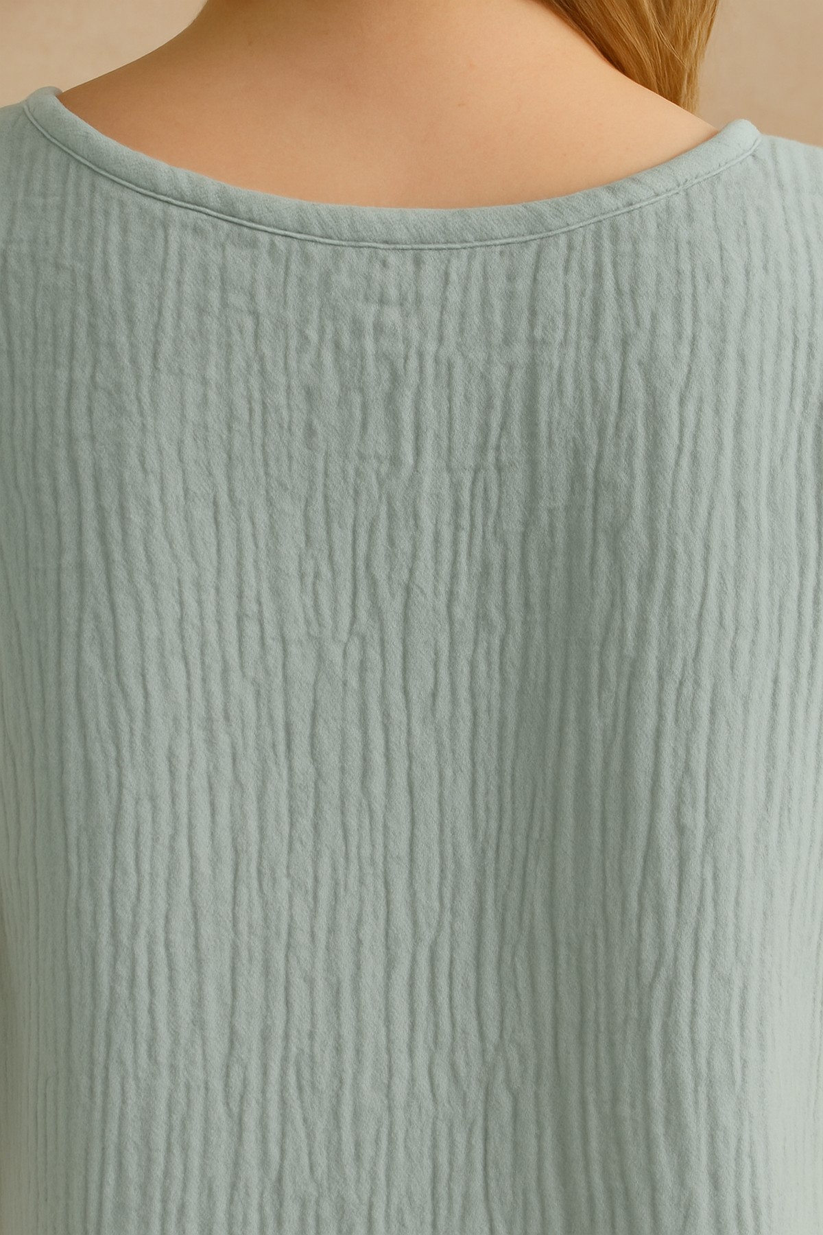 Basic Muslin Blouse - Natural Summer Comfort
