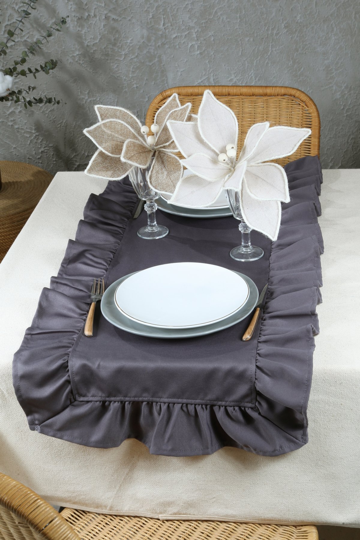 Poli Fırfırlı Runner 