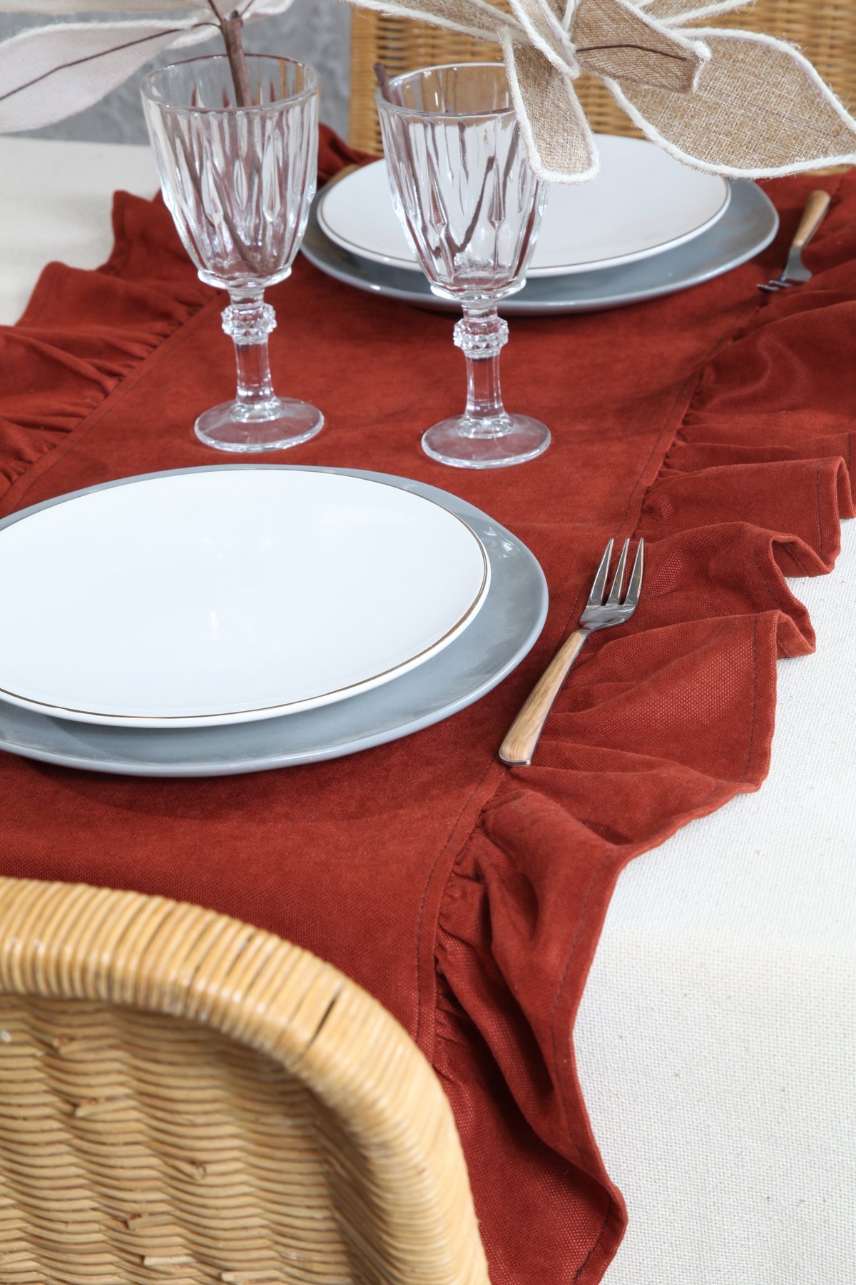 Poli Fırfırlı Runner 