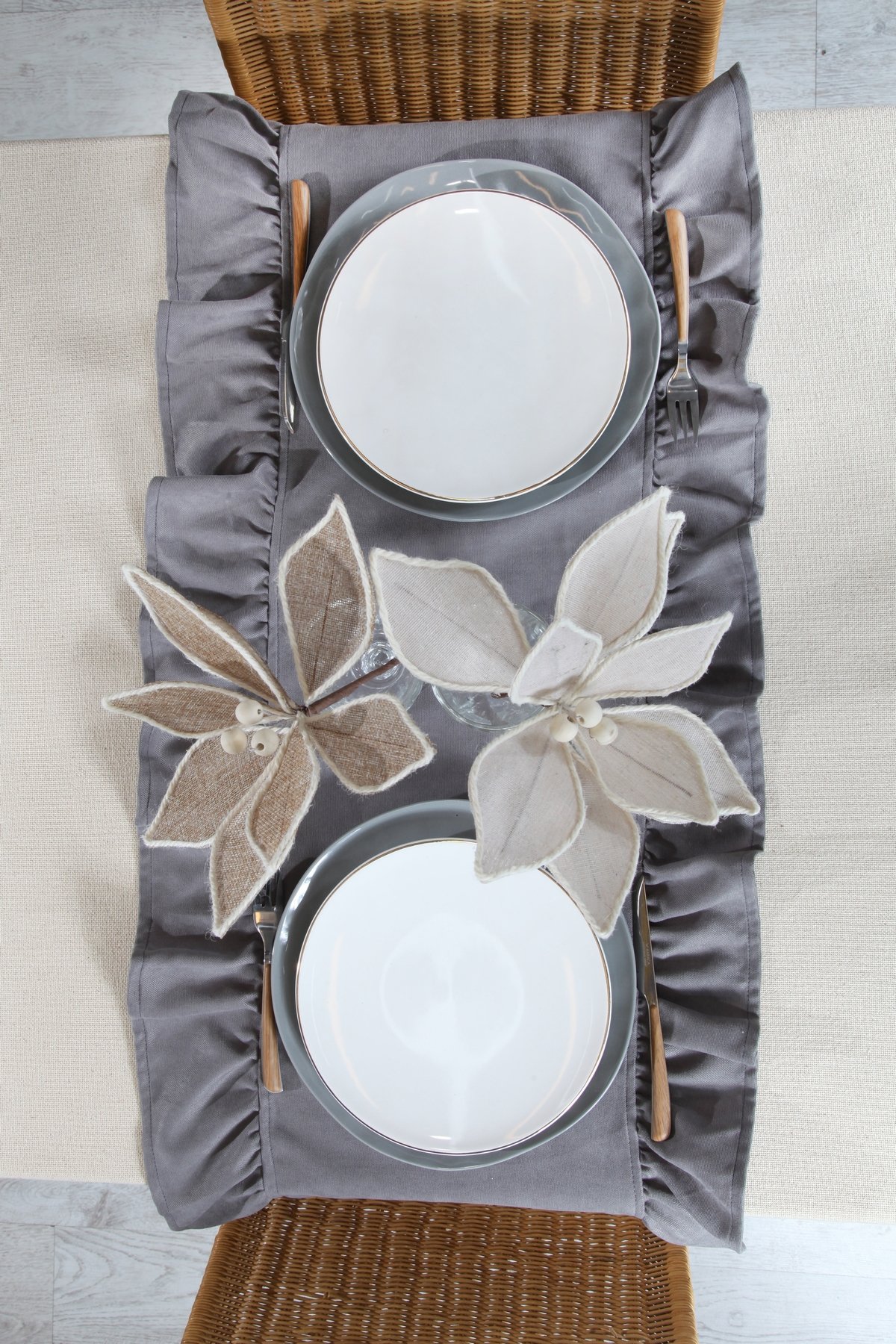 Poli Fırfırlı Runner 