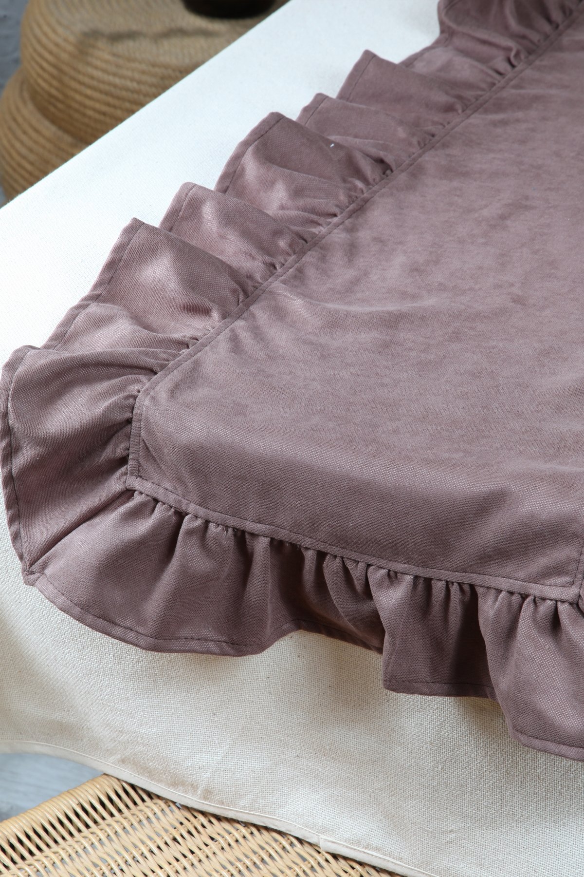 Poli Fırfırlı Runner 