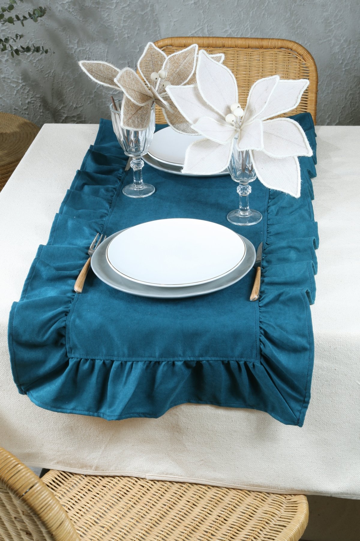 Poli Fırfırlı Runner 