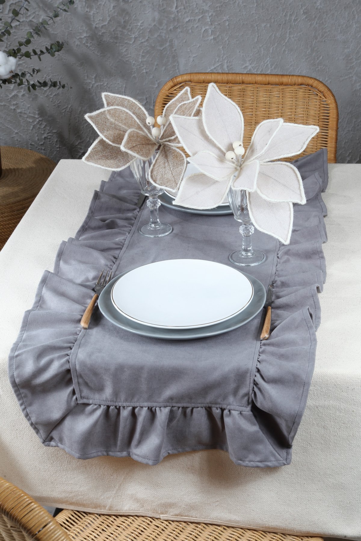 Poli Fırfırlı Runner 