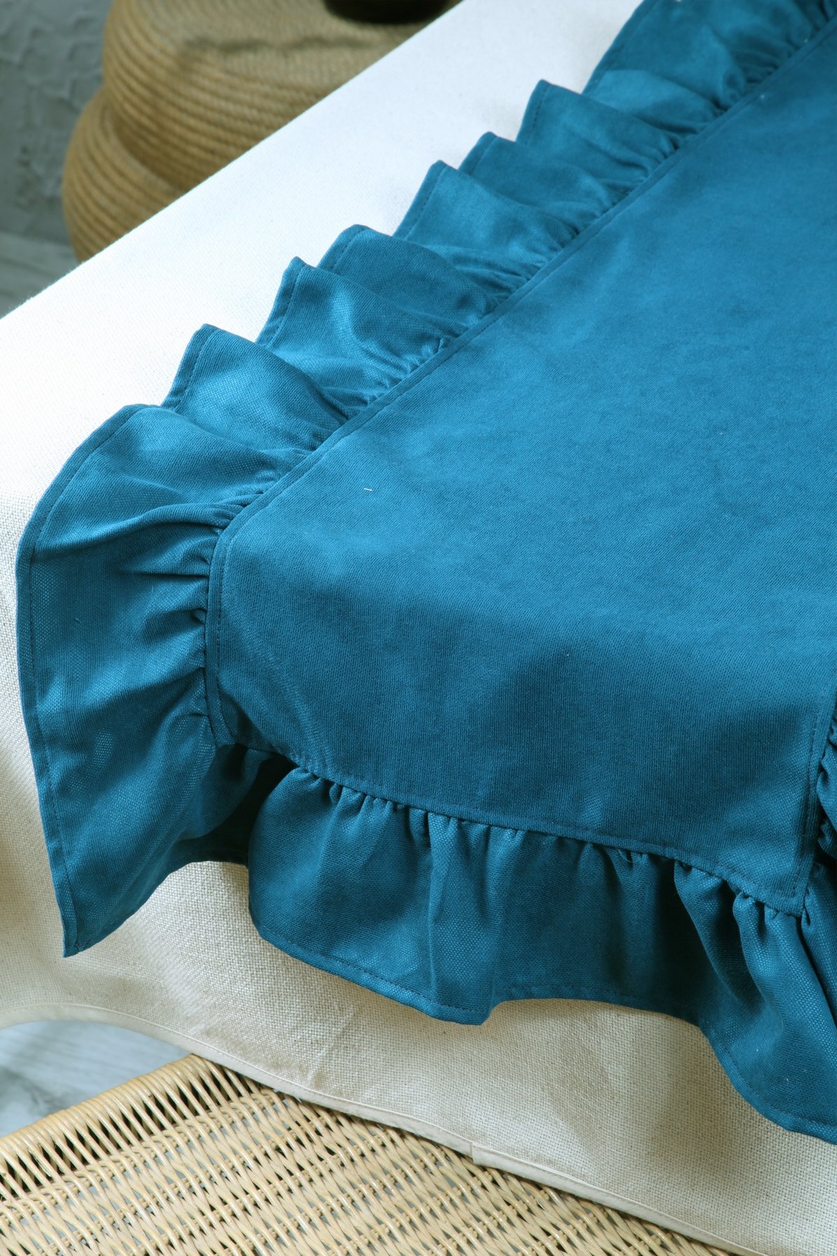 Poli Fırfırlı Runner 