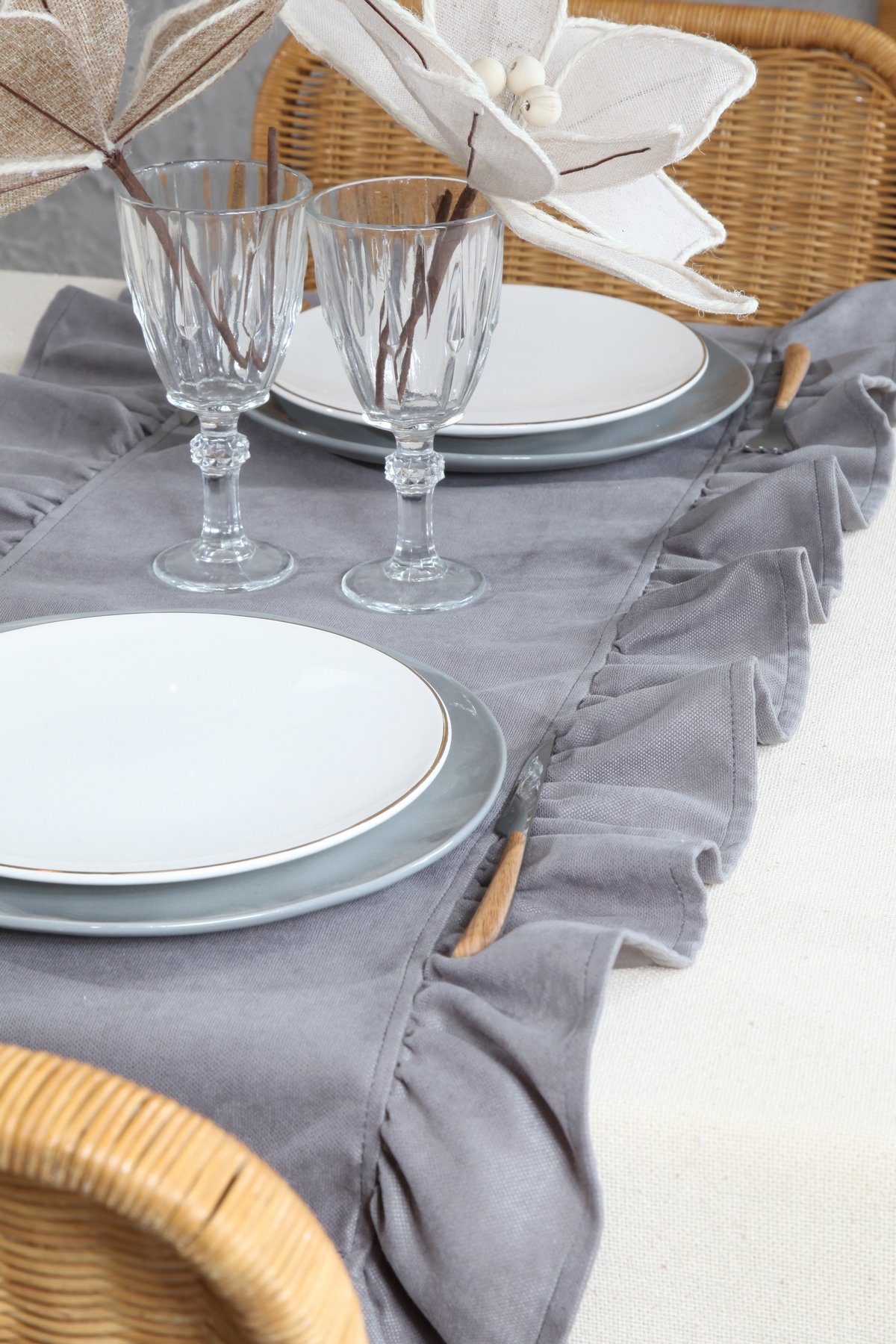 Poli Fırfırlı Runner 