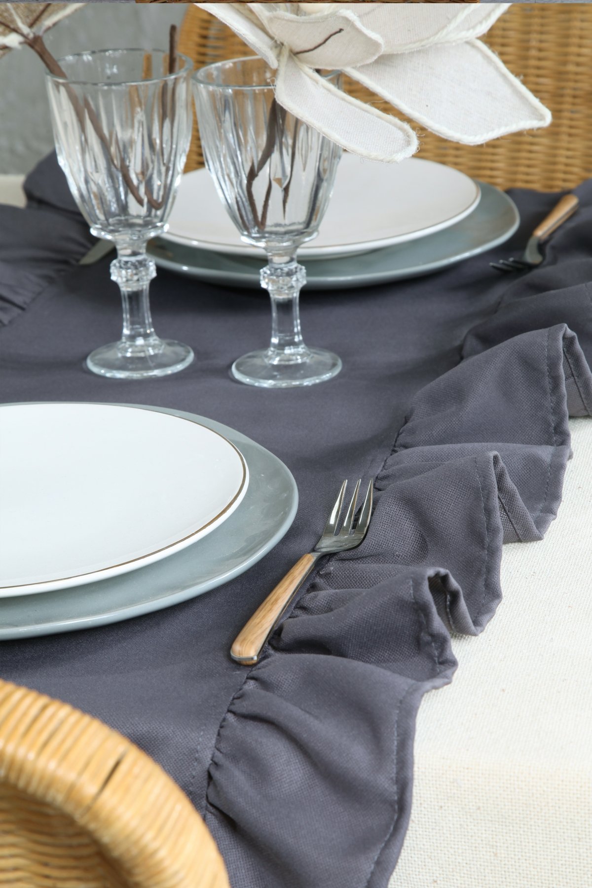 Poli Fırfırlı Runner 