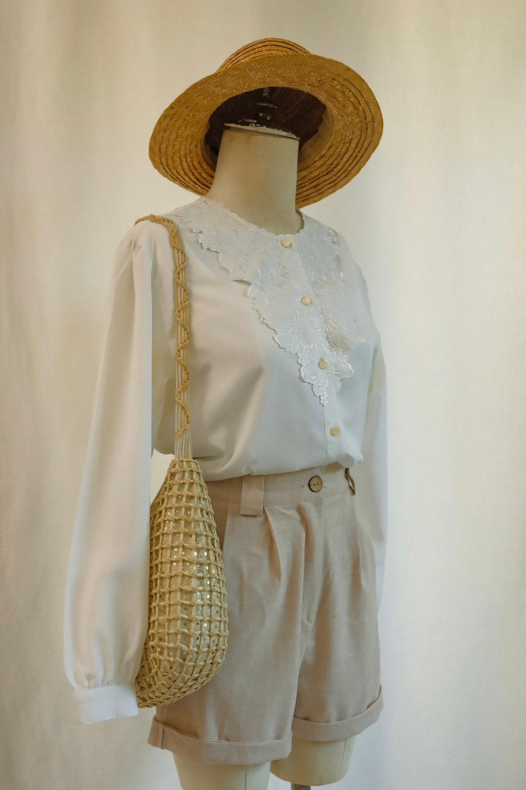 80ler İşlemeli Yaka Gömlek