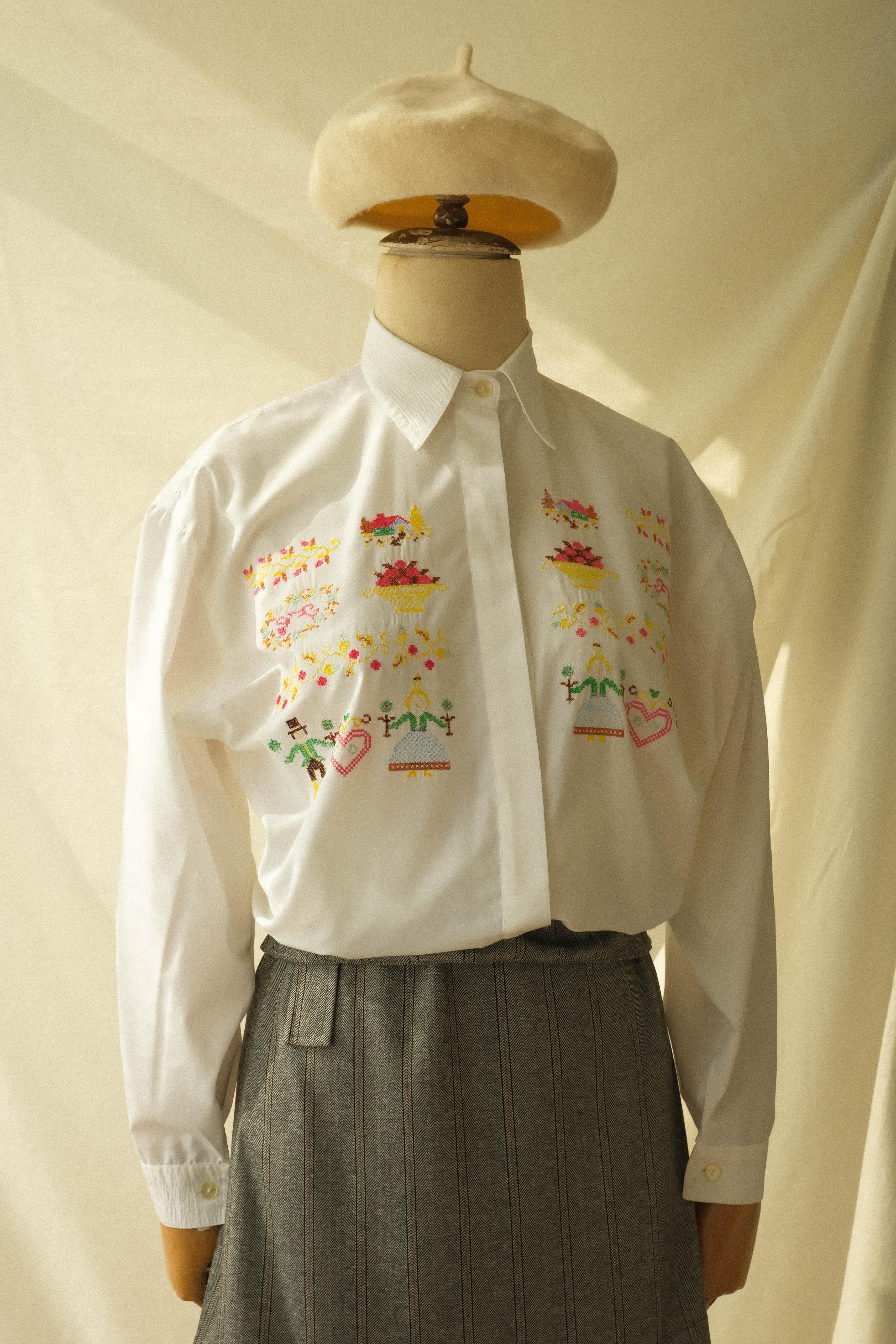 90lar Nakış İşlemeli Gömlek