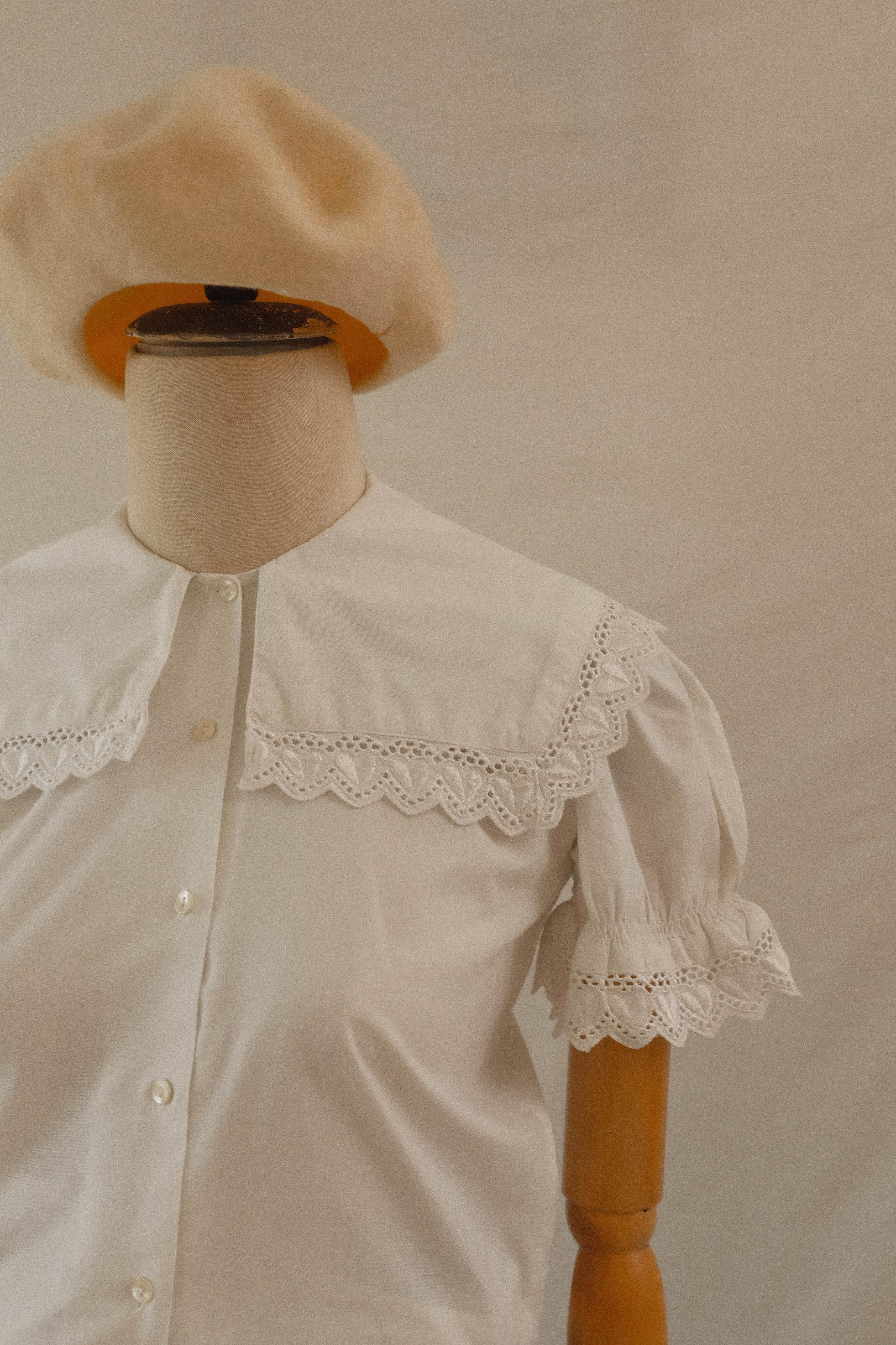 Bavyera Beyaz Gömlek