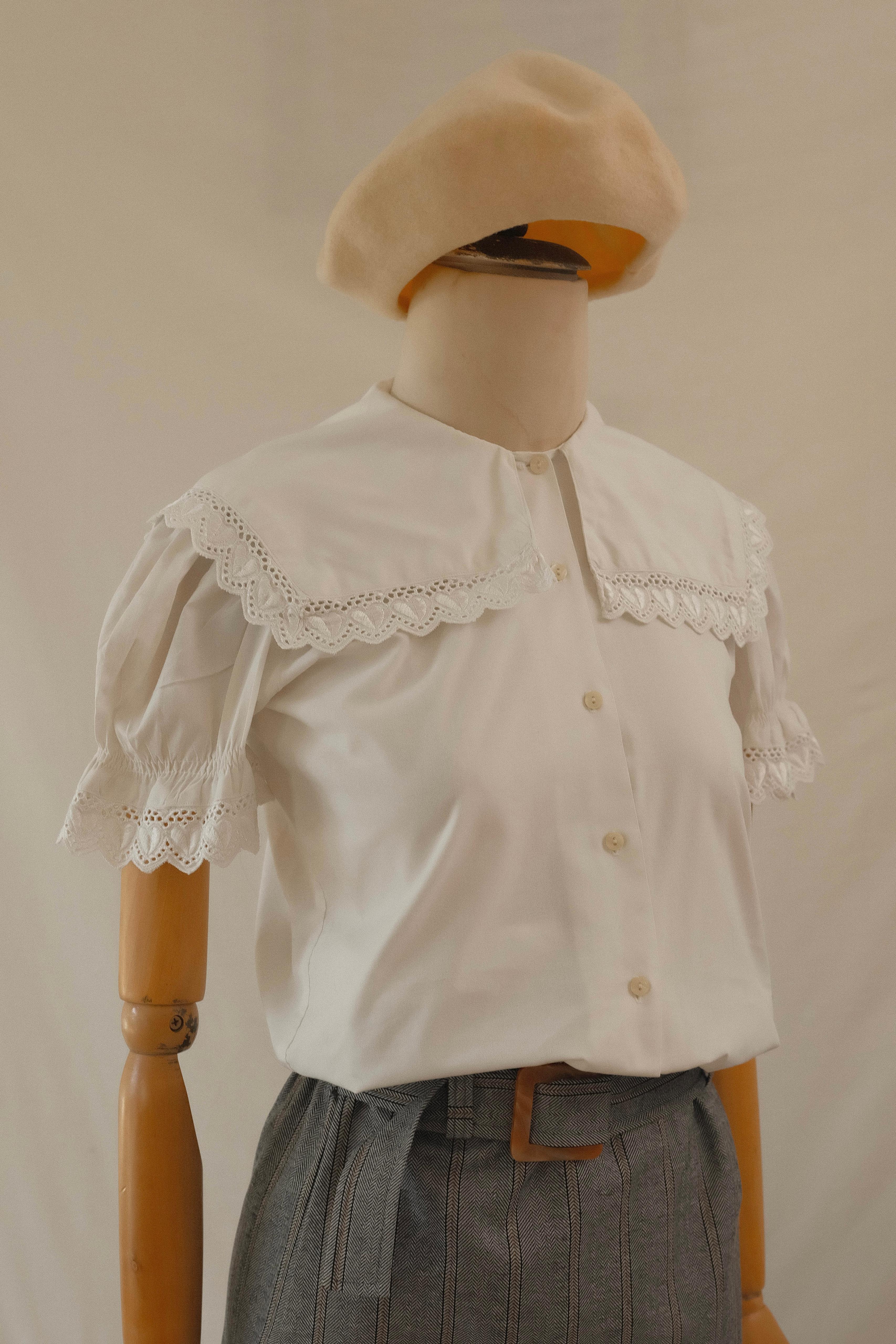 Bavyera Beyaz Gömlek