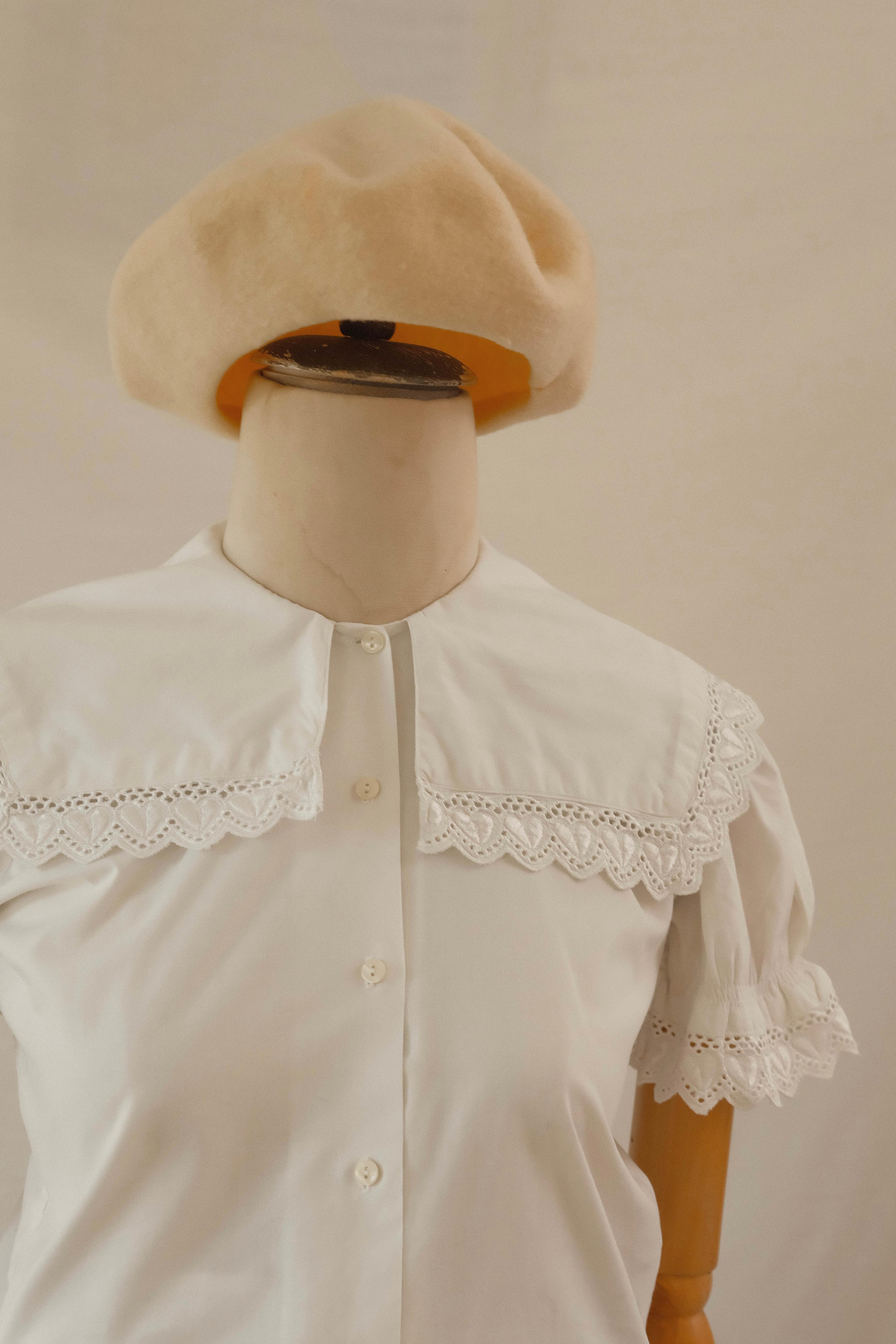 Bavyera Beyaz Gömlek