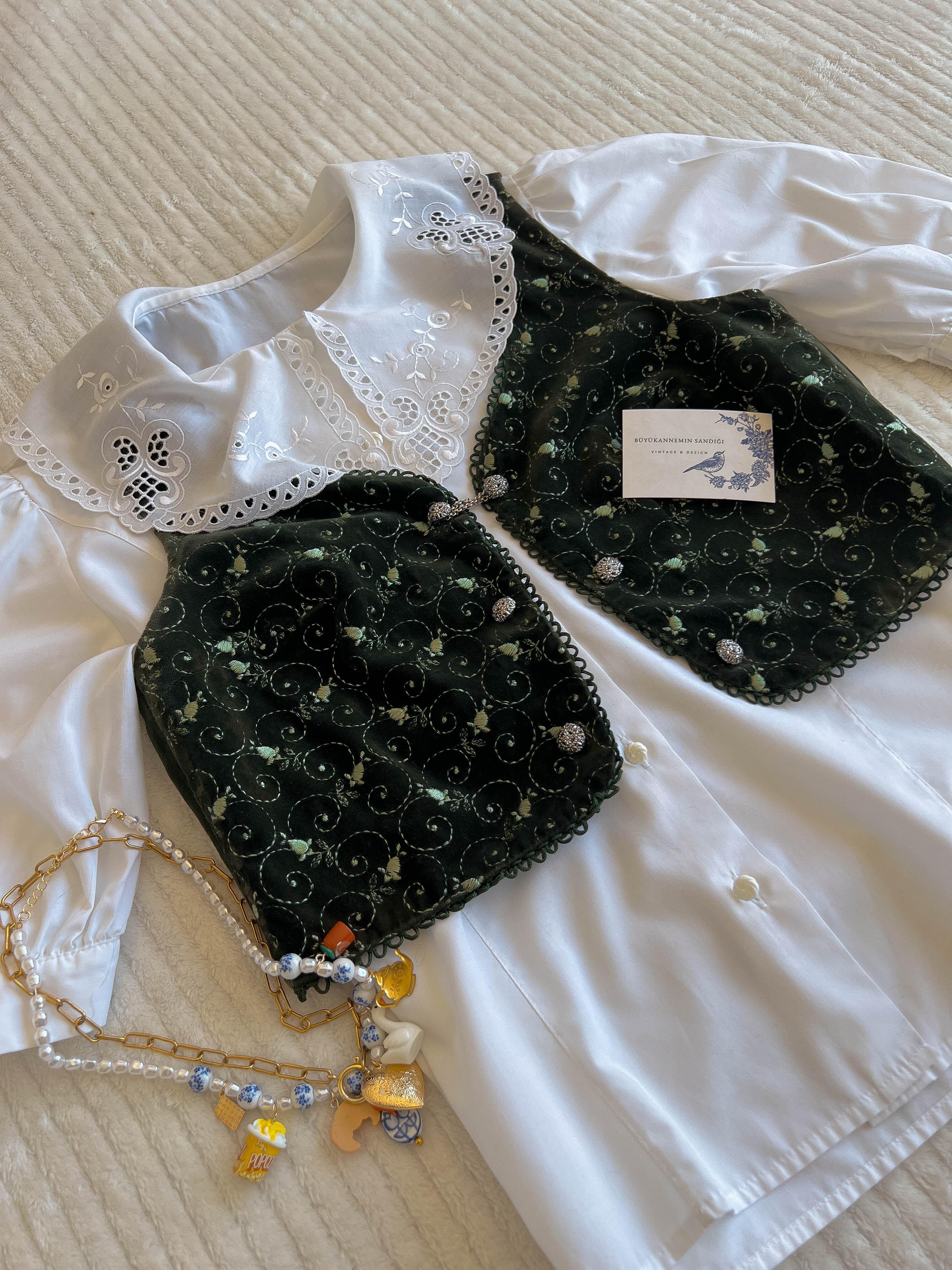 Bavyera Kadife Yelek