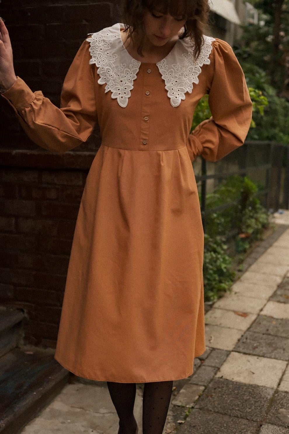 Cotton Yakalı Elbise