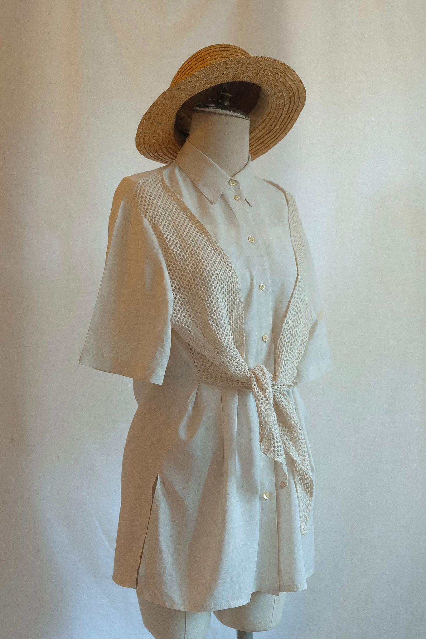 Dantel Yelek Detaylı Gömlek