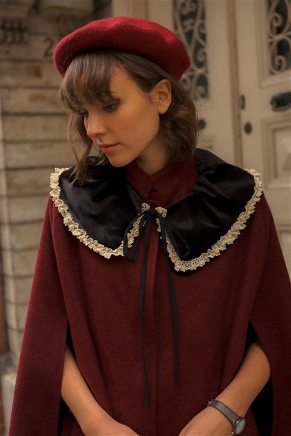 Dantelli Kadife Yaka