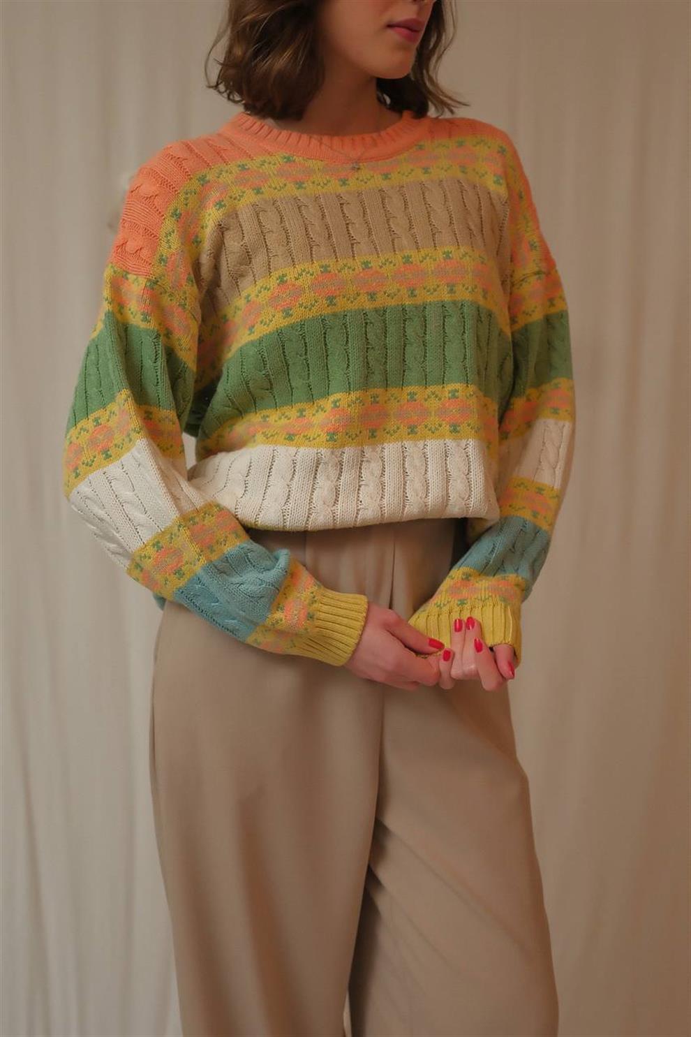 Desenli Pastel Kazak
