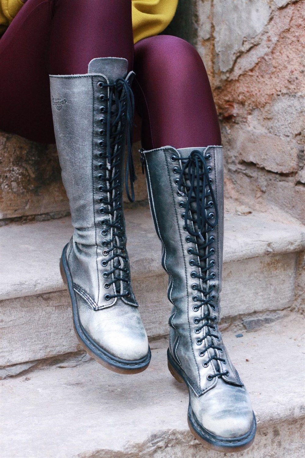 Gümüş Renk Dr. Martens