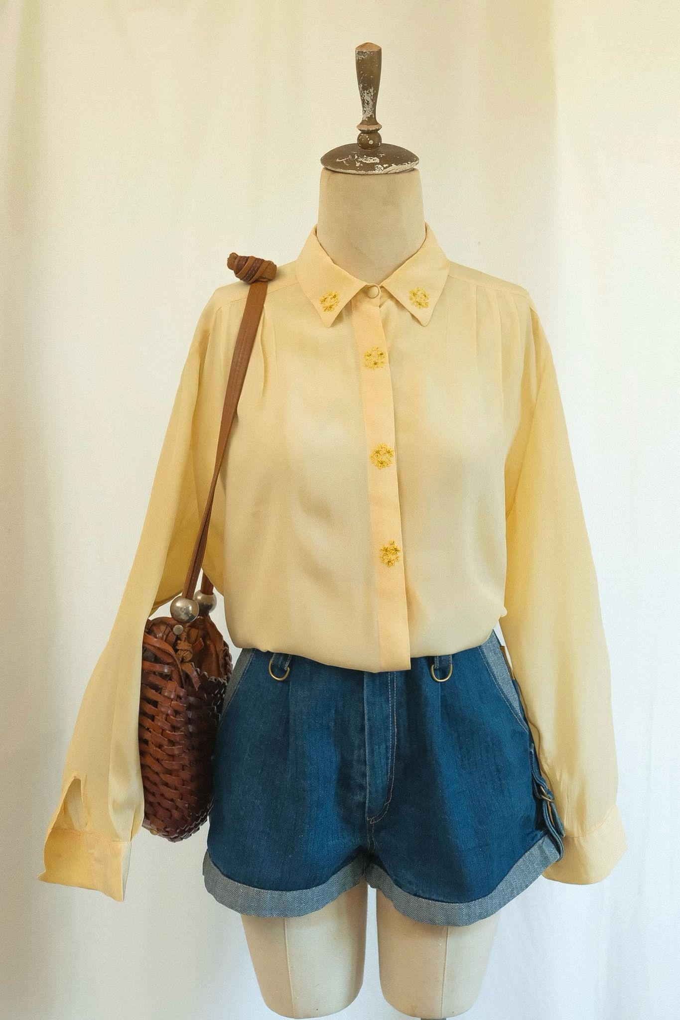 İpek İşlemeli Gömlek