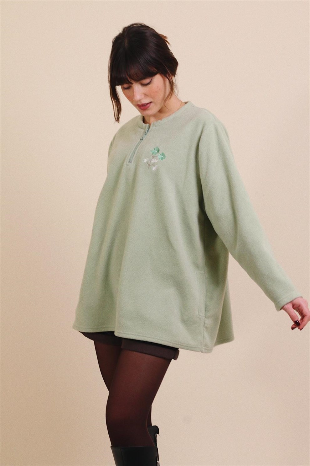 İşlemeli Yeşil Polar Sweat