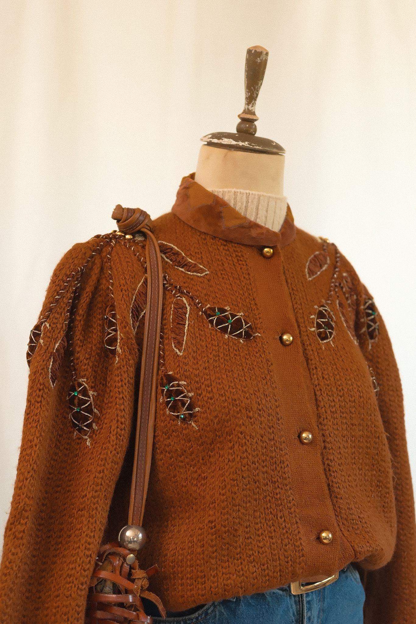 İtalyan Üretim İşlemeli Hırka