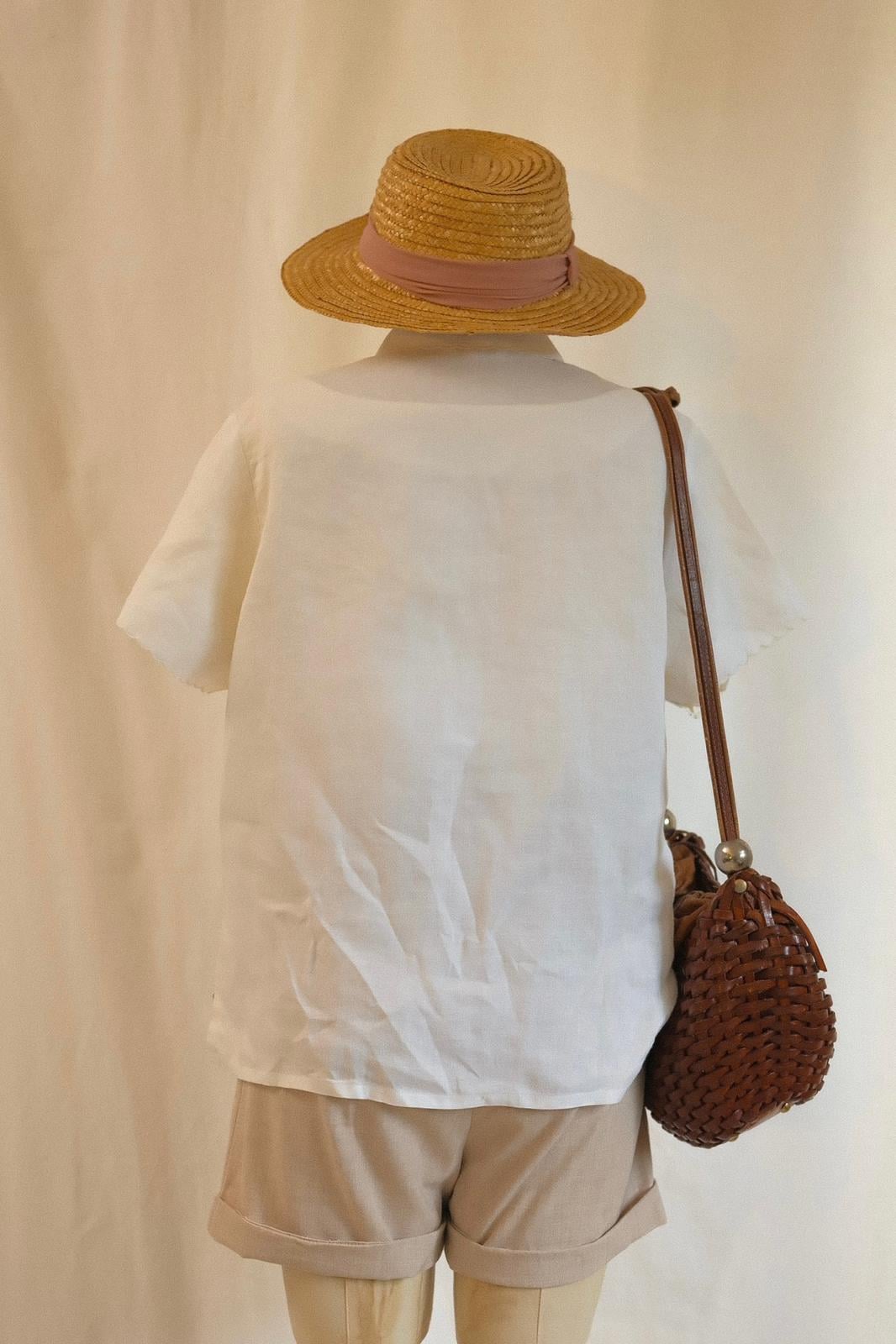 Keten İşlemeli Gömlek