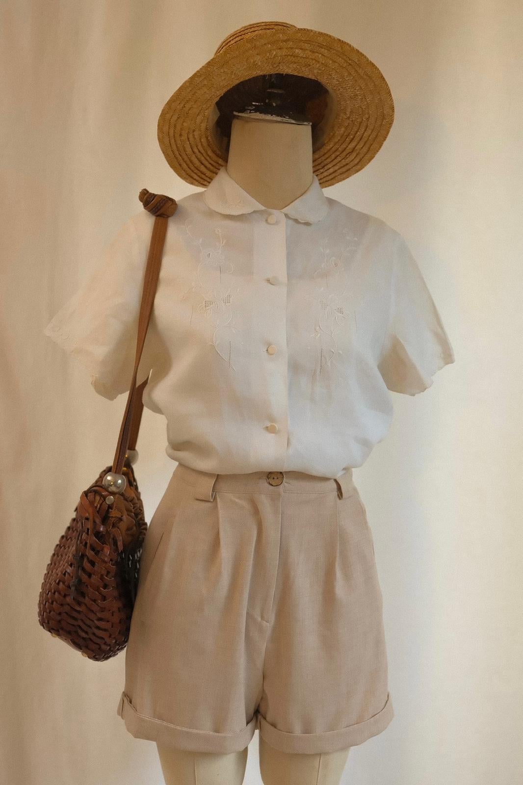 Keten İşlemeli Gömlek