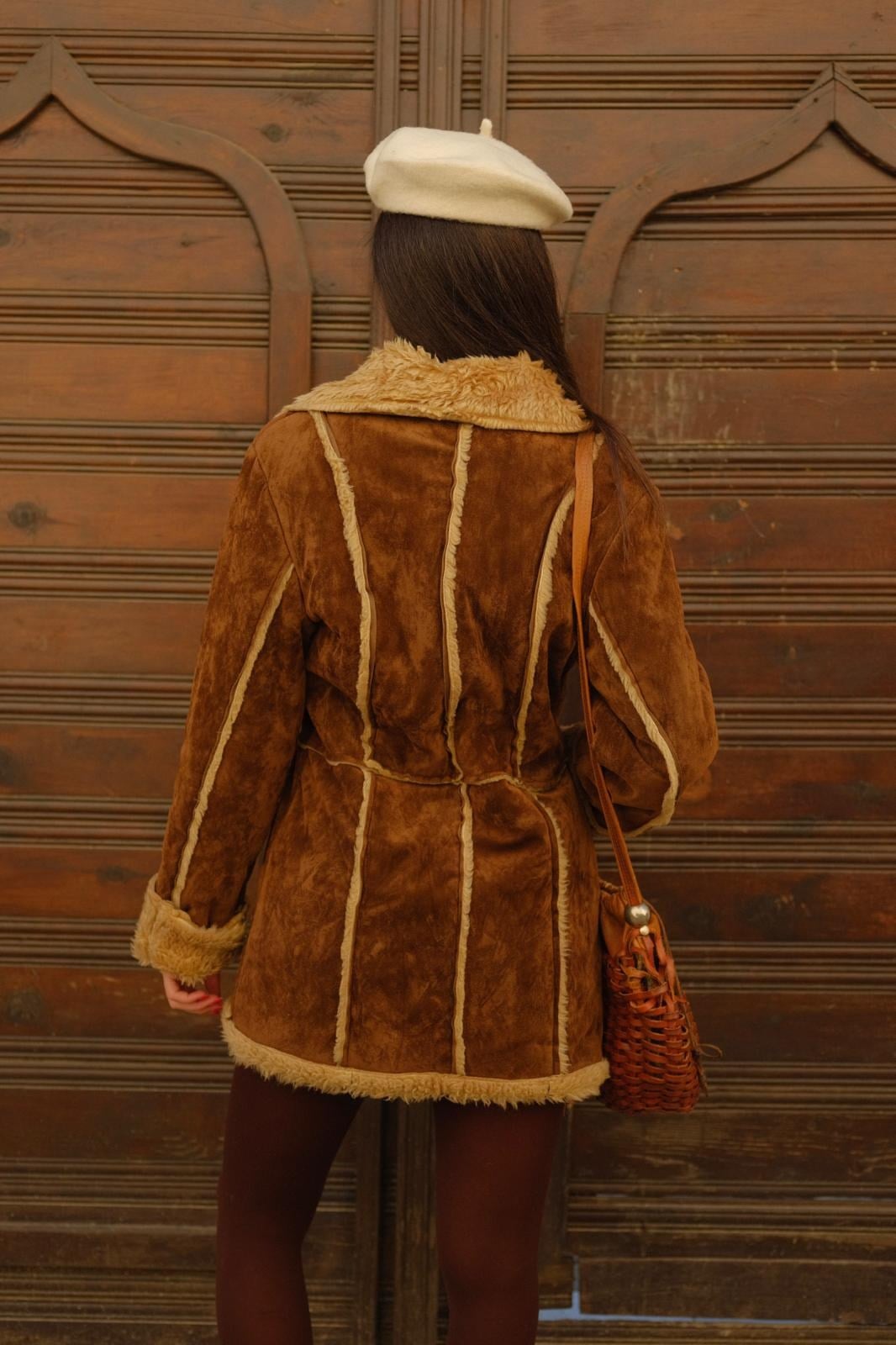 Taba Peluş Detaylı Mont