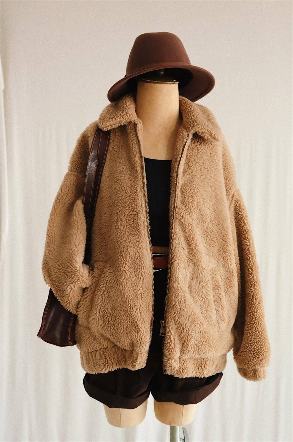 Urban Outfitters Peluş Mont