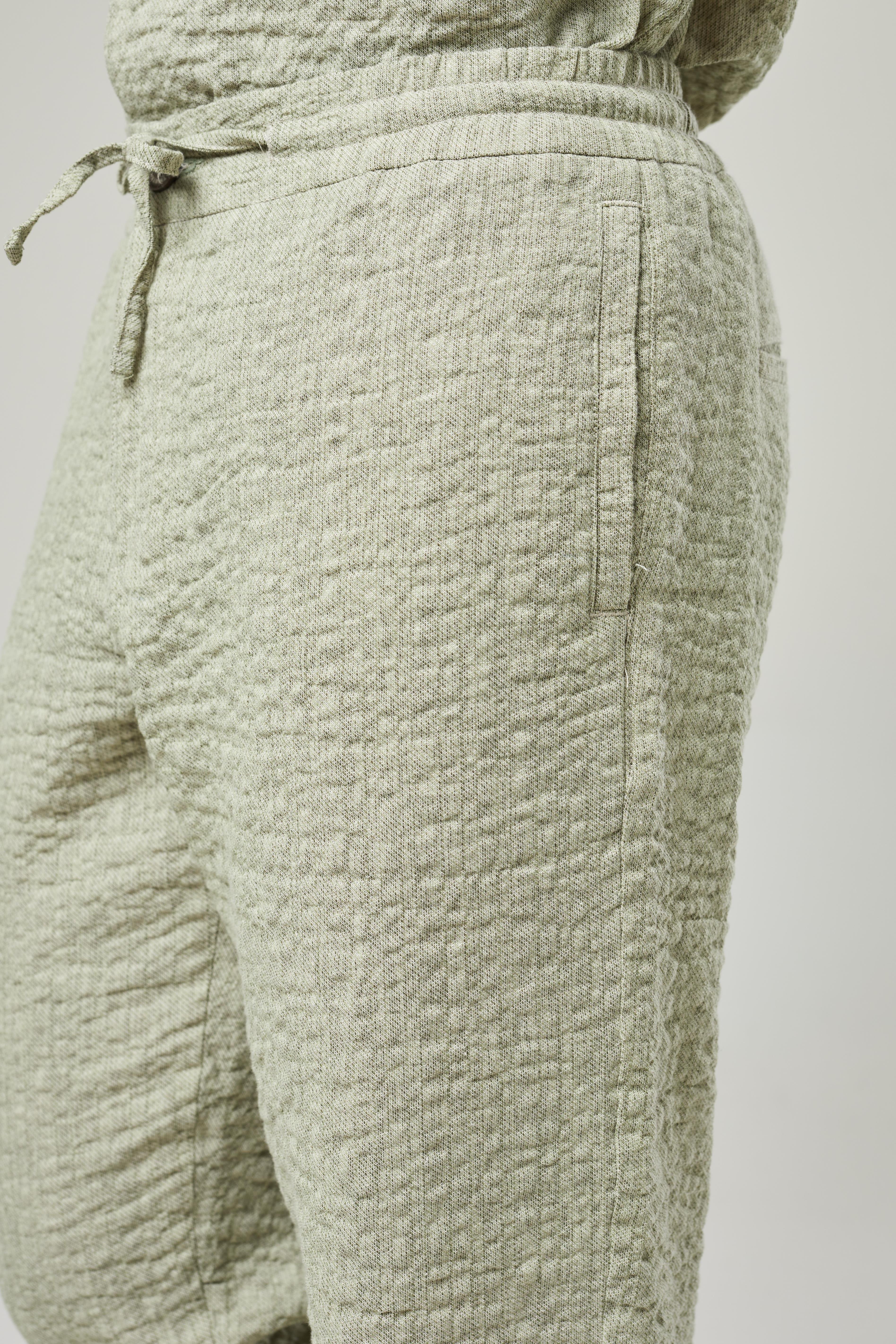 Erkek    Pantolon Alves 800-a Almond GreenErkek    Pantolon Alves 800-a Almond Green