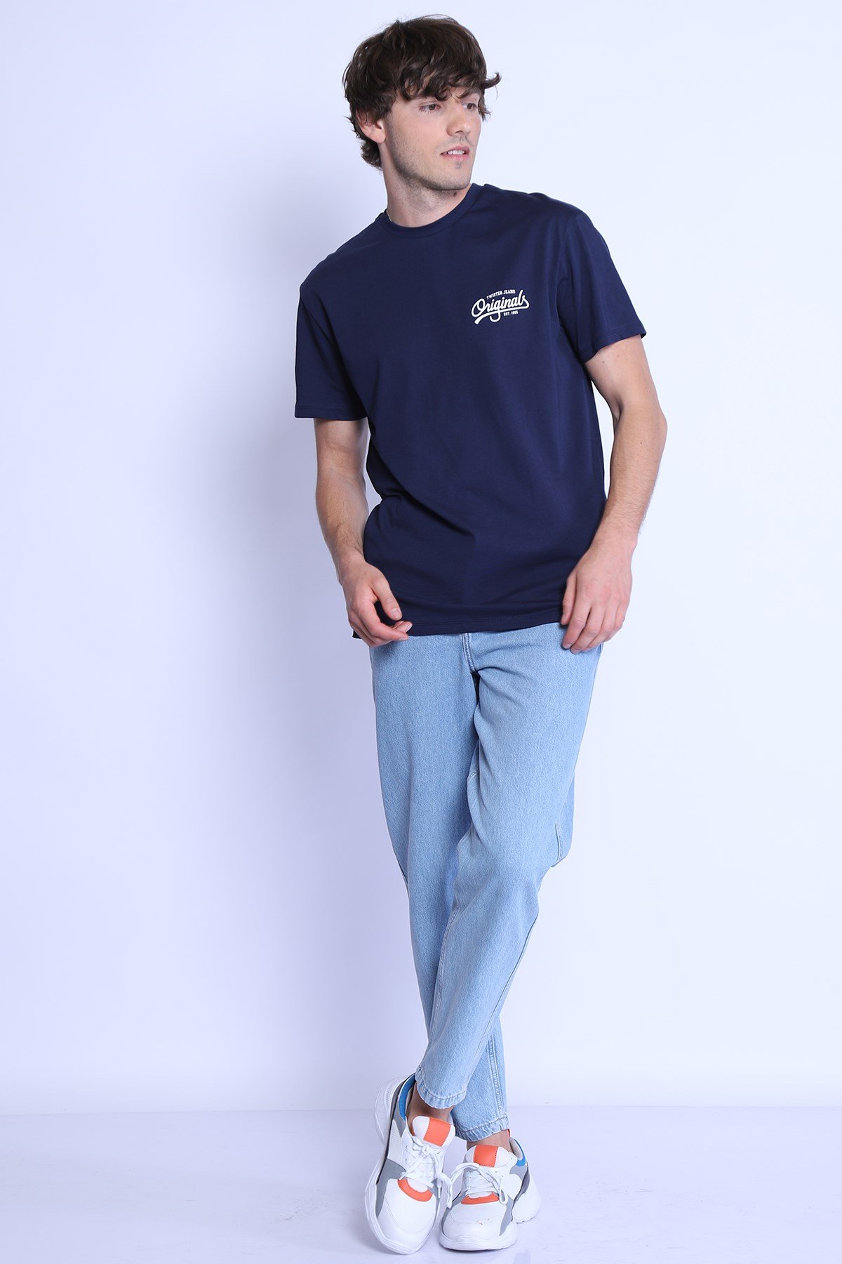 Erkek Relaxed  Bisiklet Yaka Tshirt Ets 2154 LACIVERT-BEYAZErkek Relaxed  Bisiklet Yaka Tshirt Ets 2154 LACIVERT-BEYAZ