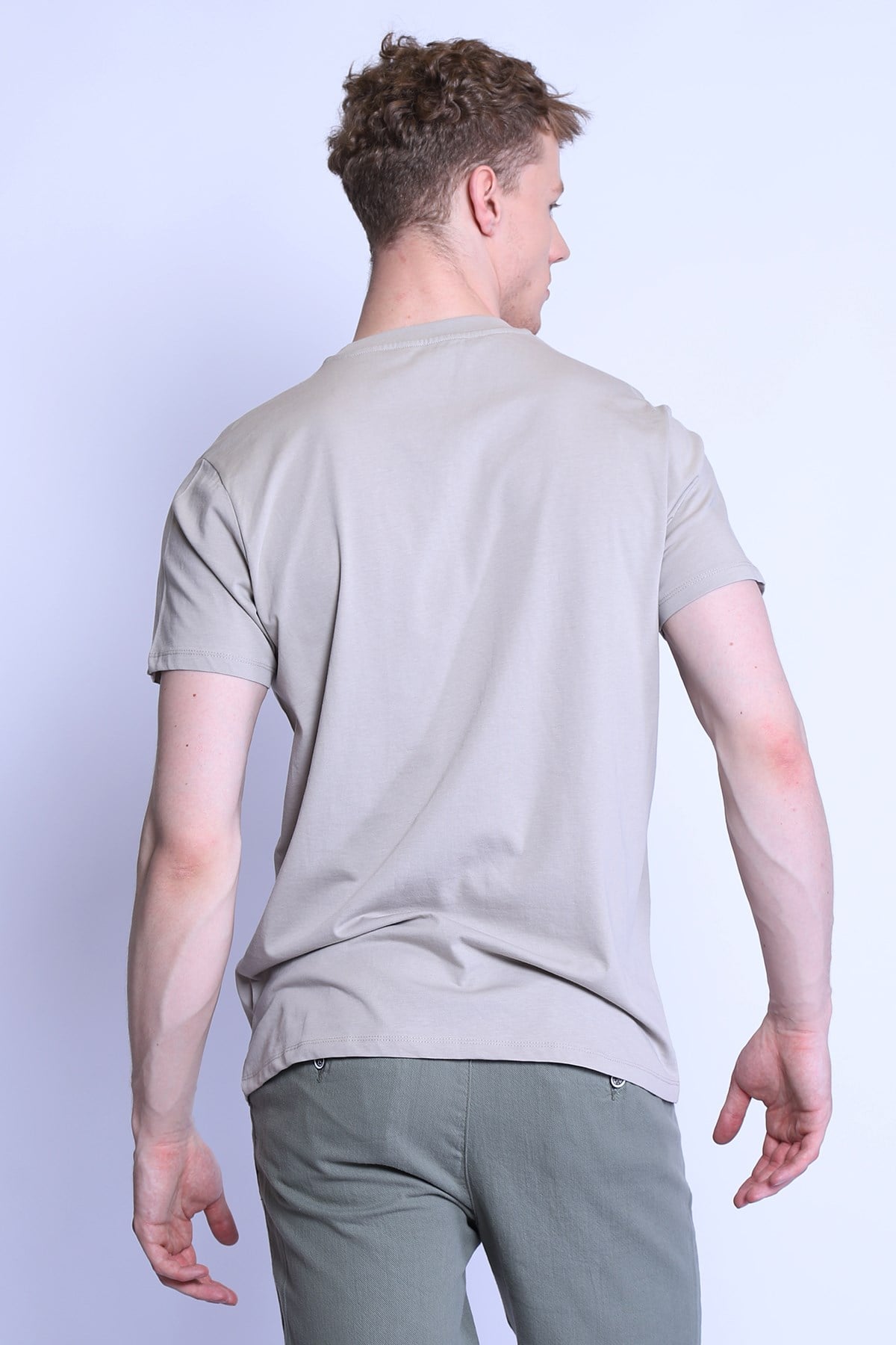 Erkek Slim Fit  Bisiklet Yaka Tshirt Ets 2155 ab BEJErkek Slim Fit  Bisiklet Yaka Tshirt Ets 2155 ab BEJ