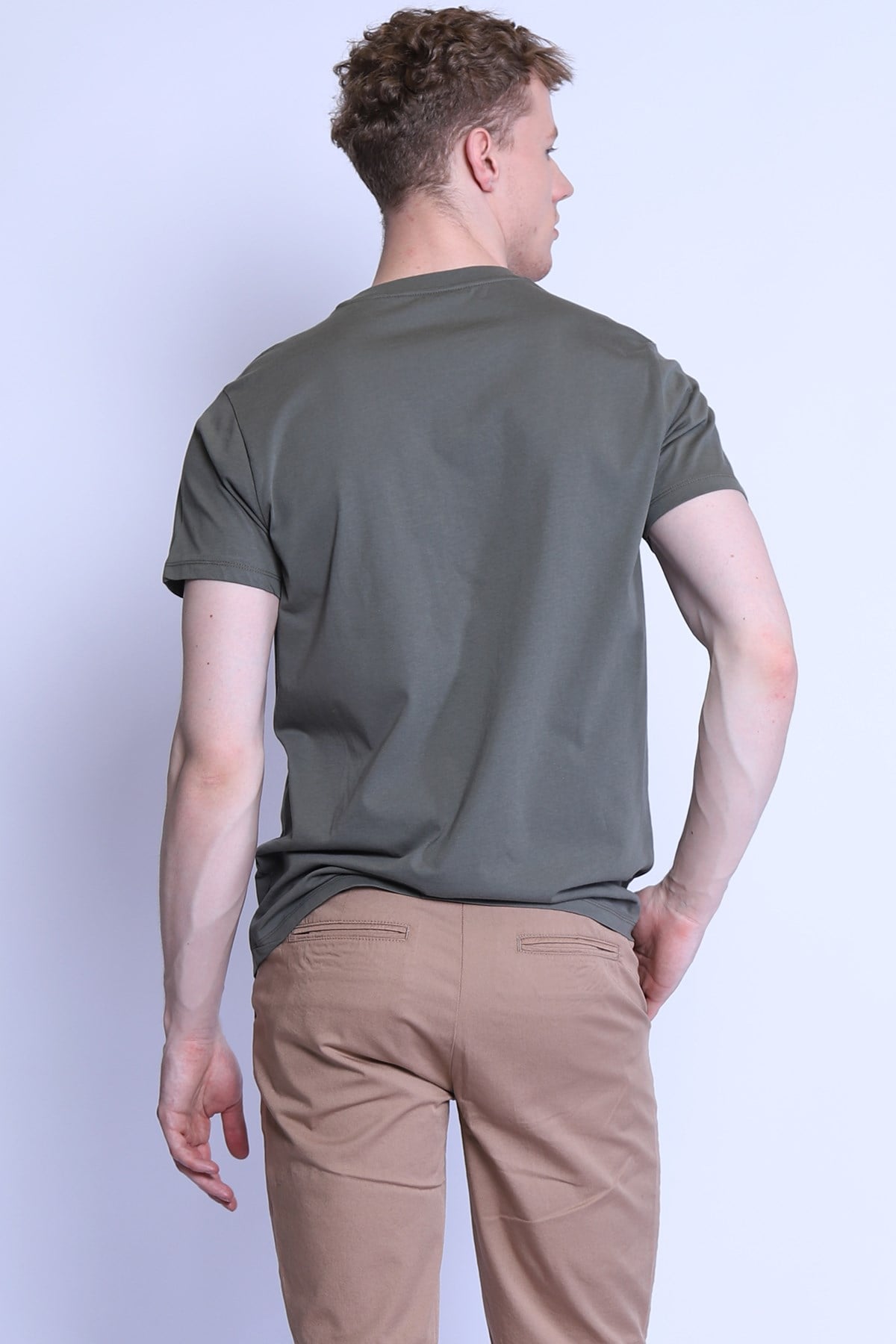 Erkek Slim Fit  Bisiklet Yaka Tshirt Ets 2093 A.HAKIErkek Slim Fit  Bisiklet Yaka Tshirt Ets 2093 A.HAKI