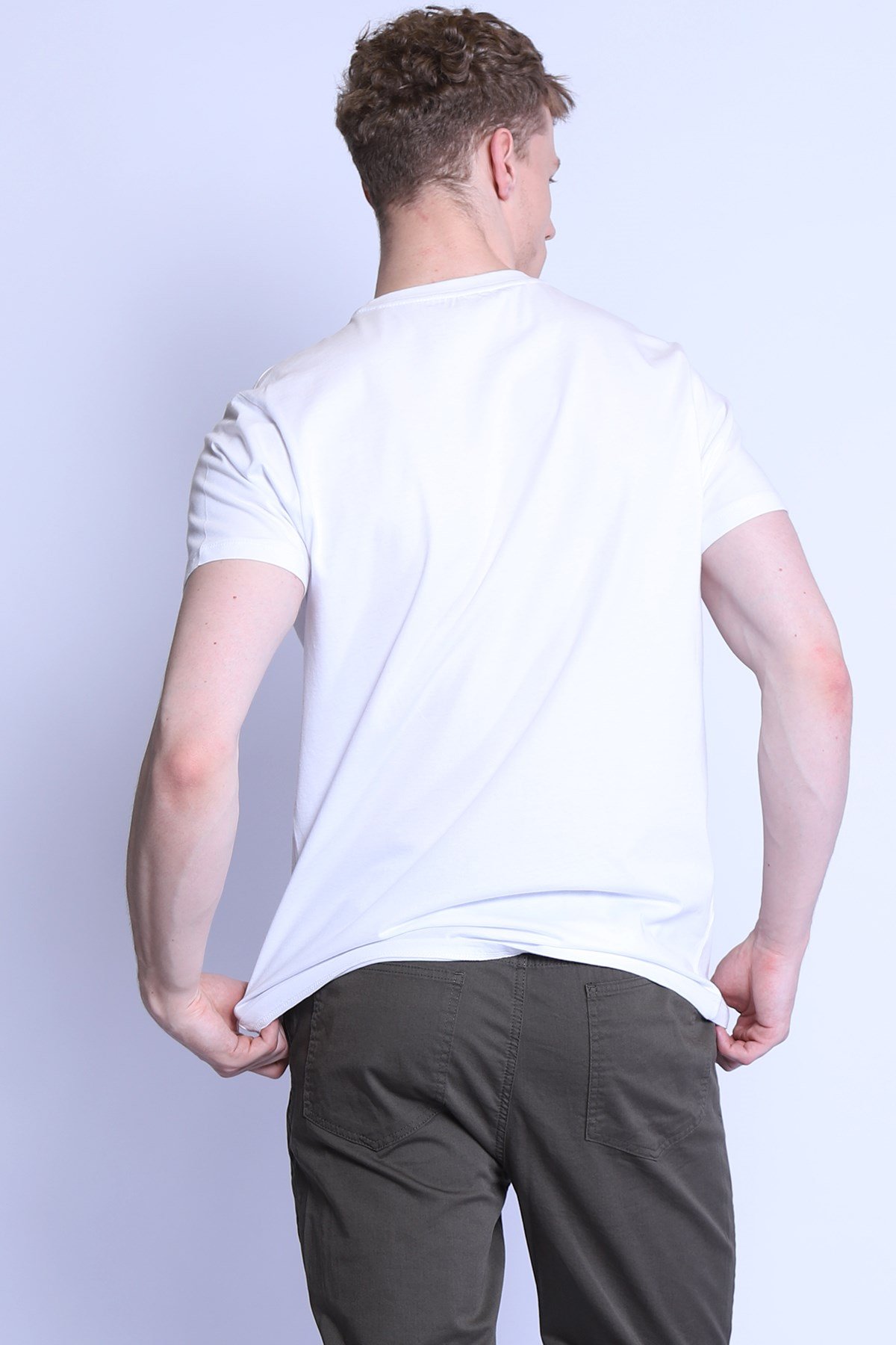 Erkek Slim Fit  Bisiklet Yaka Tshirt Ets 2093 BEYAZErkek Slim Fit  Bisiklet Yaka Tshirt Ets 2093 BEYAZ