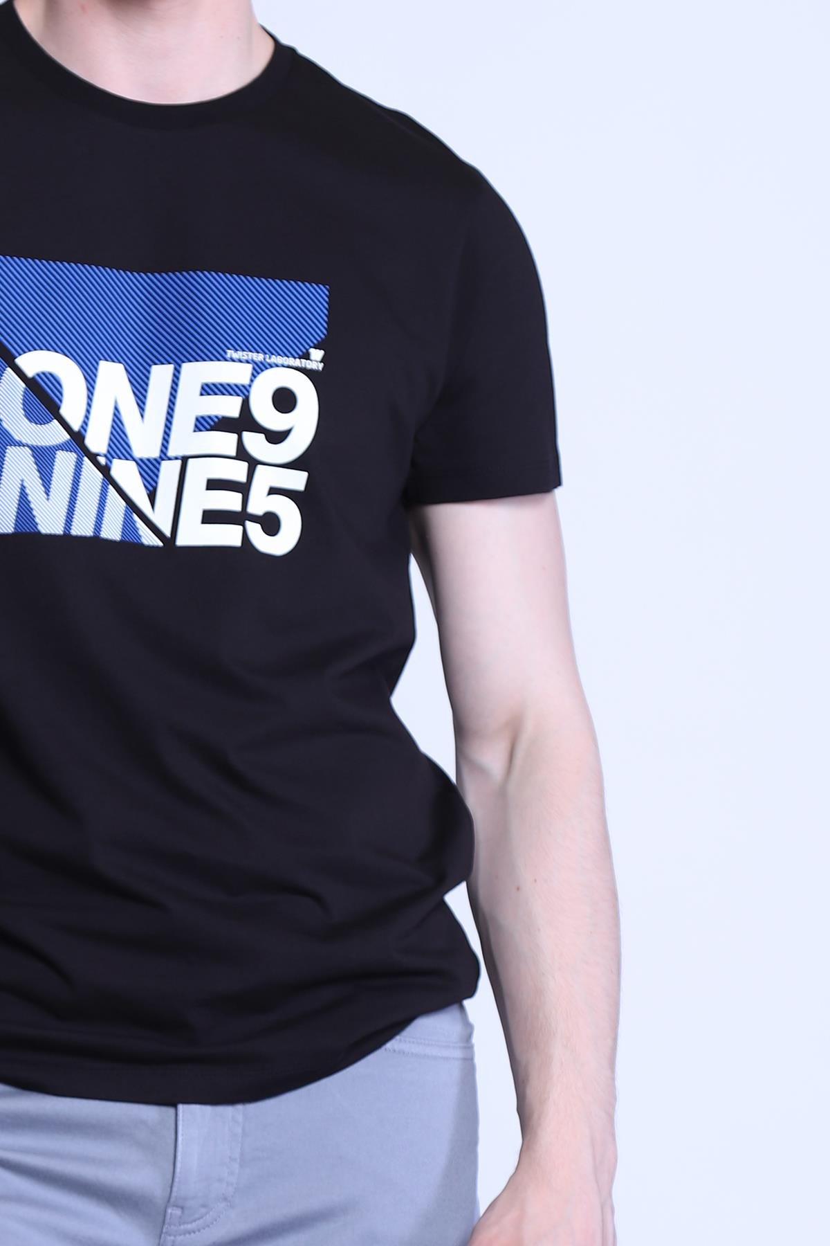 Erkek Slim Fit  Bisiklet Yaka Tshirt Ets 2093 ab SIYAHErkek Slim Fit  Bisiklet Yaka Tshirt Ets 2093 ab SIYAH