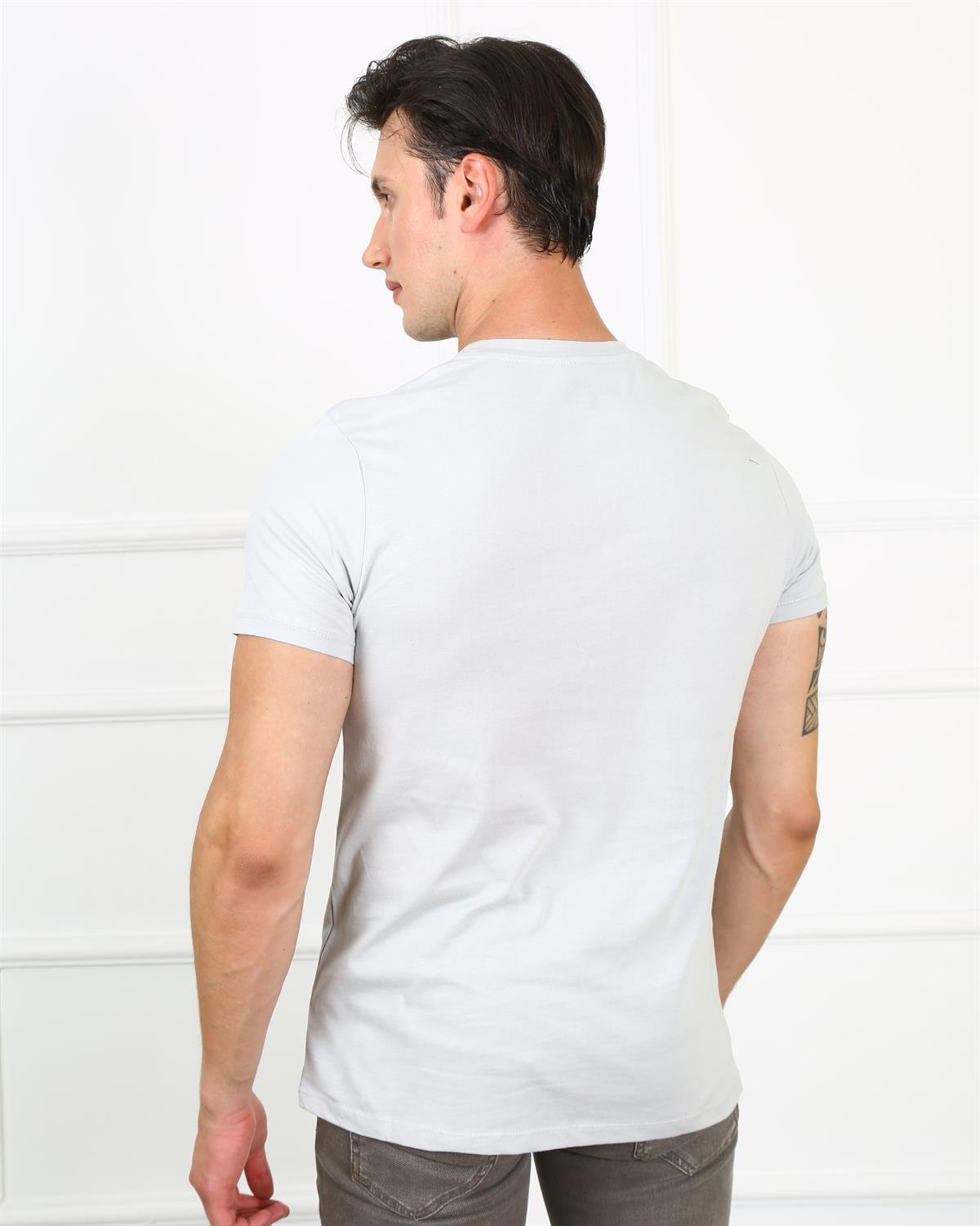 Erkek Slim Fit  Bisiklet Yaka Tshirt Ets 2153 GRIErkek Slim Fit  Bisiklet Yaka Tshirt Ets 2153 GRI