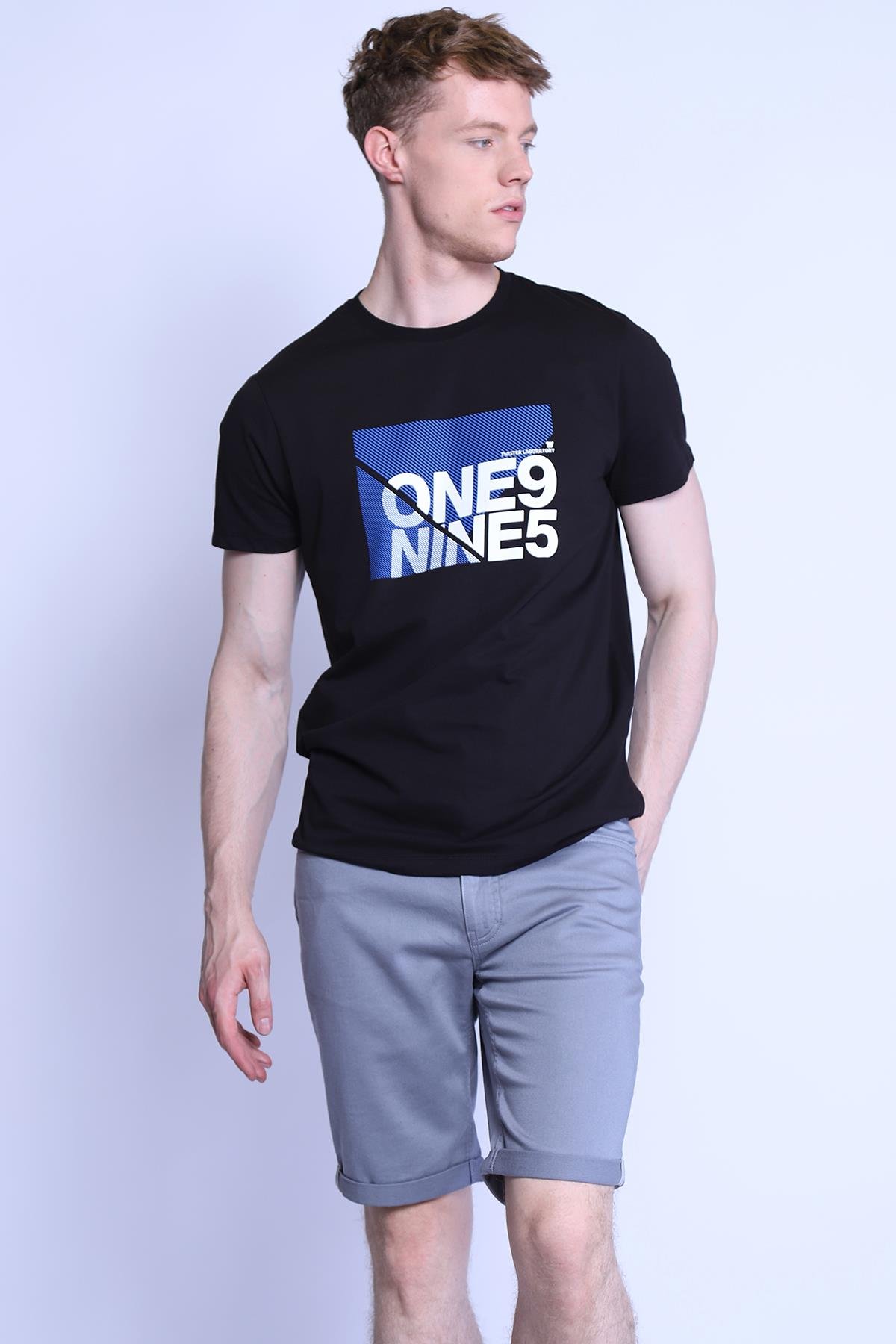 Erkek Slim Fit  Bisiklet Yaka Tshirt Ets 2093 ab SIYAHErkek Slim Fit  Bisiklet Yaka Tshirt Ets 2093 ab SIYAH